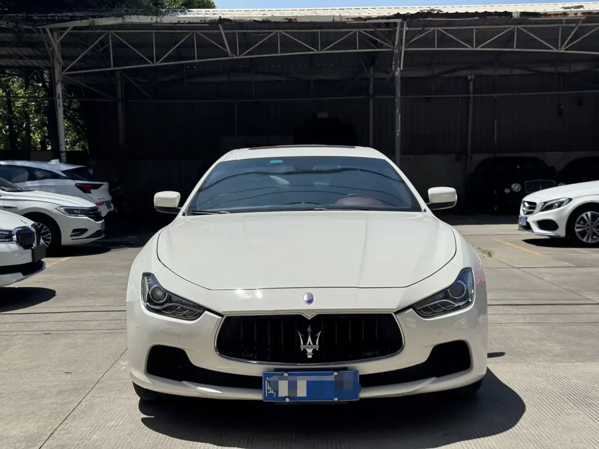 Maserati Ghibli  из Китая
