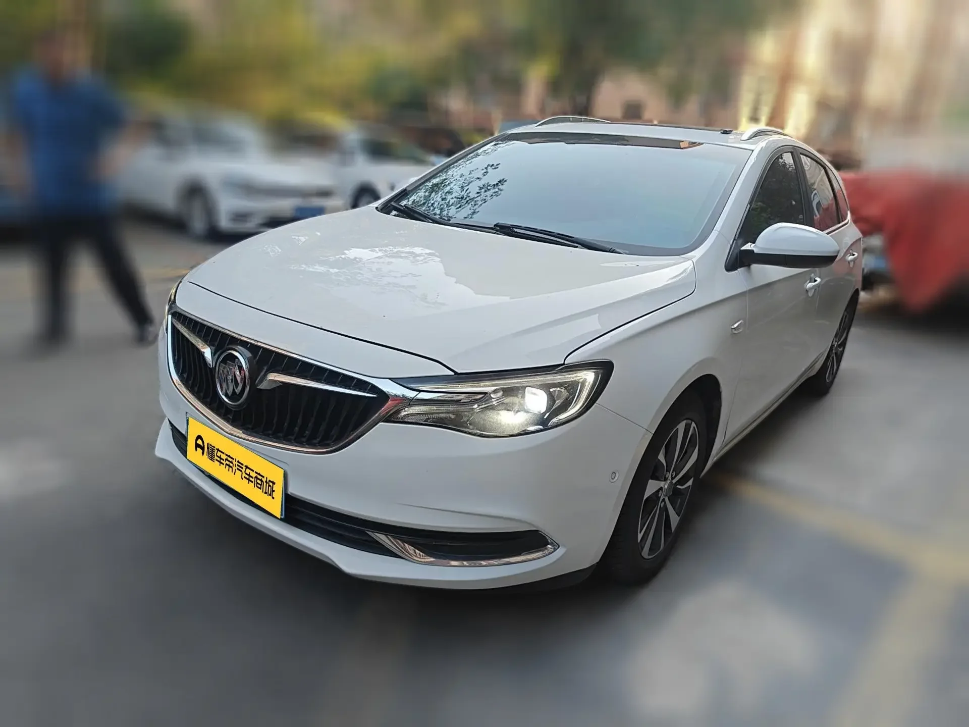 Buick Yue Lang  из Китая