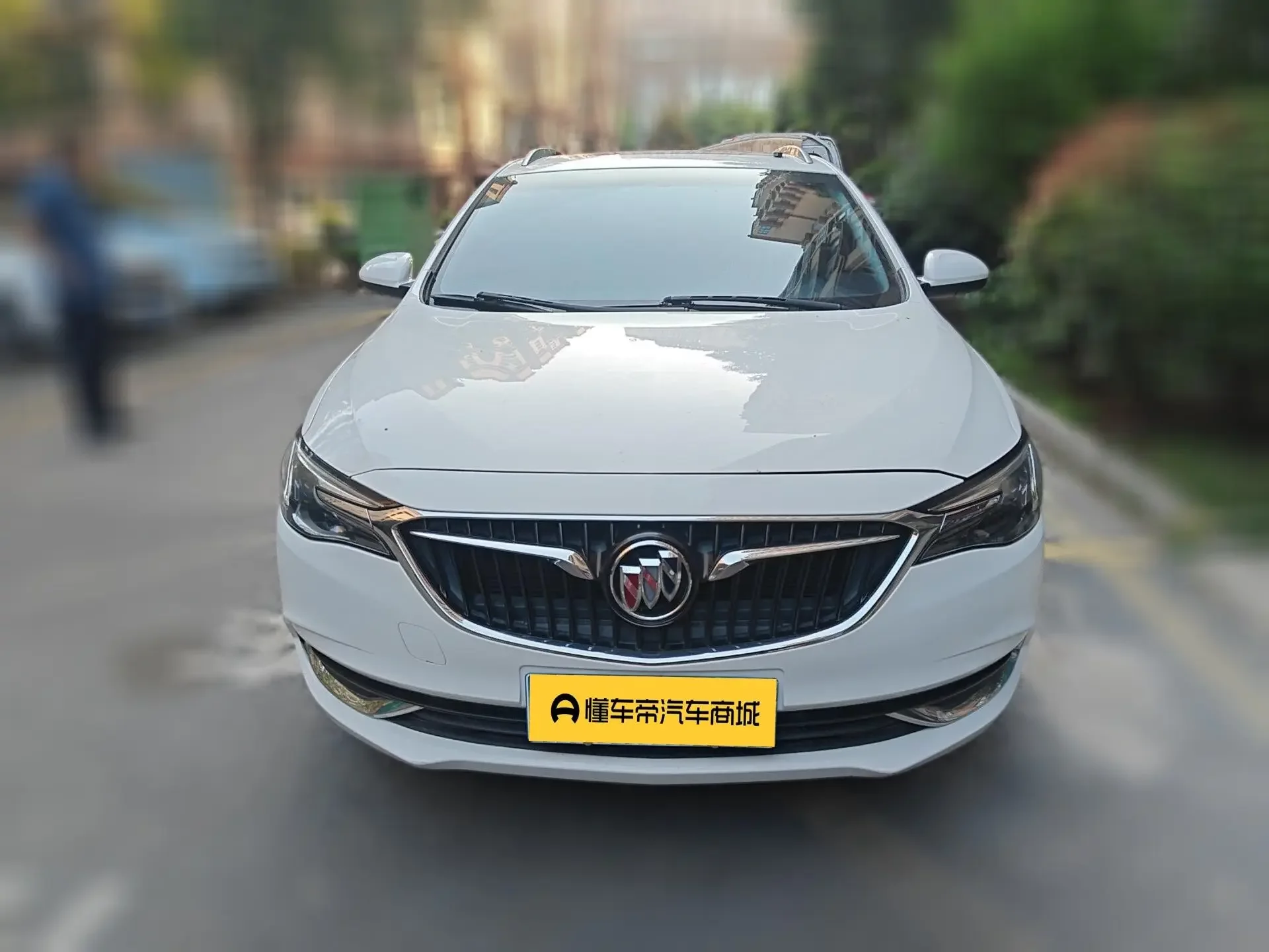 Buick Yue Lang  из Китая