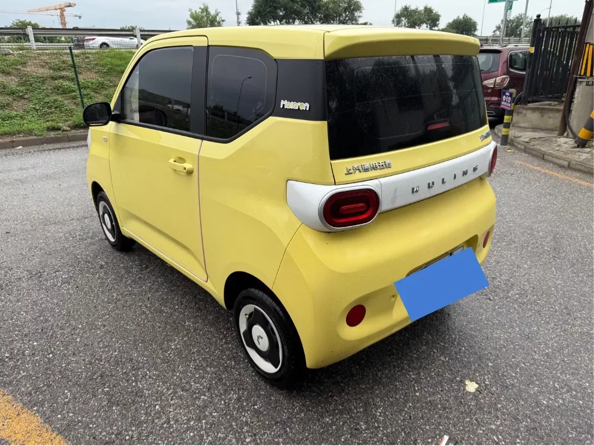 Wuling Hongguang MINIEV  из Китая