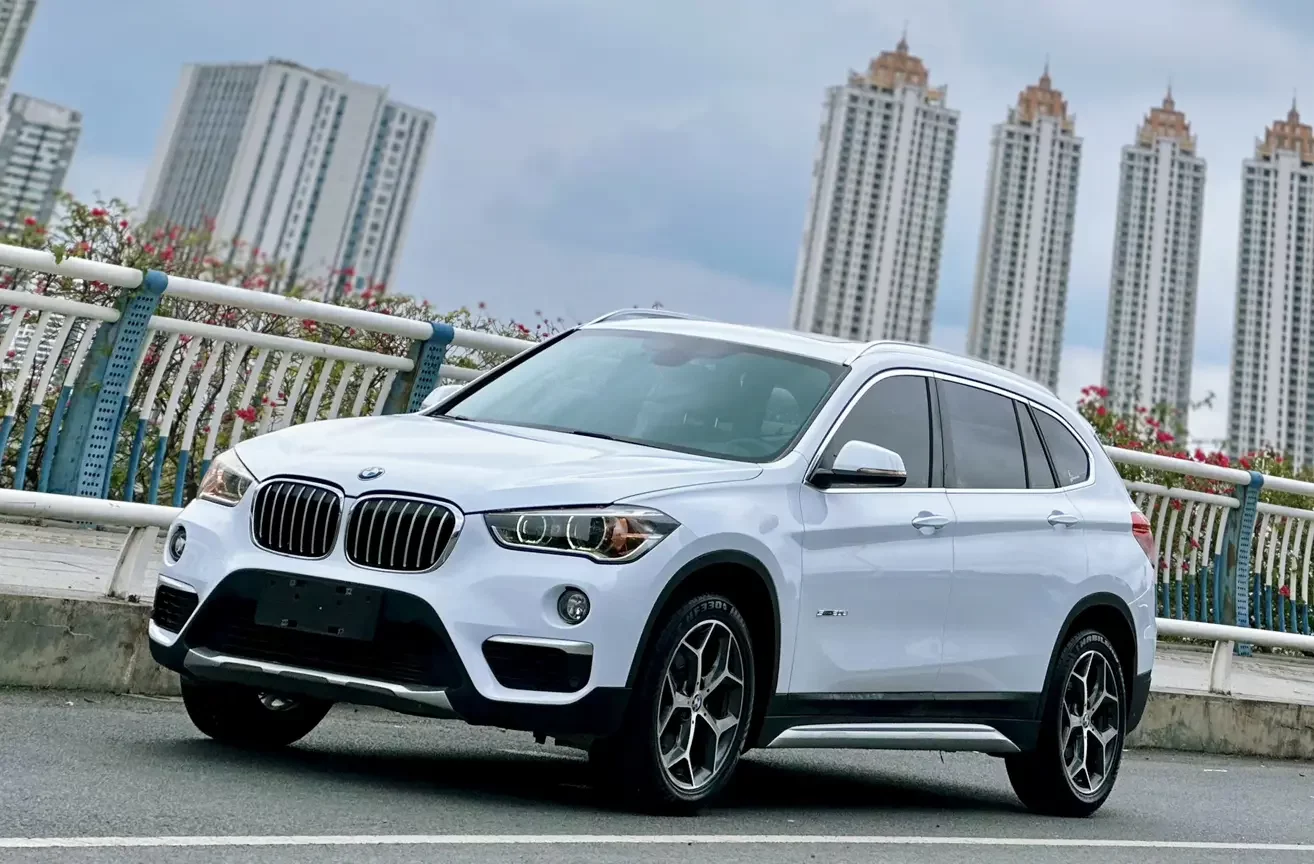 BMW X1  из Китая