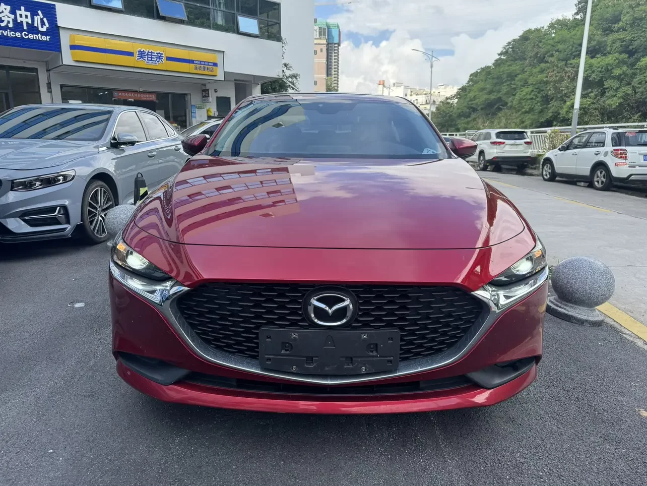 Mazda Axela (3)  из Китая
