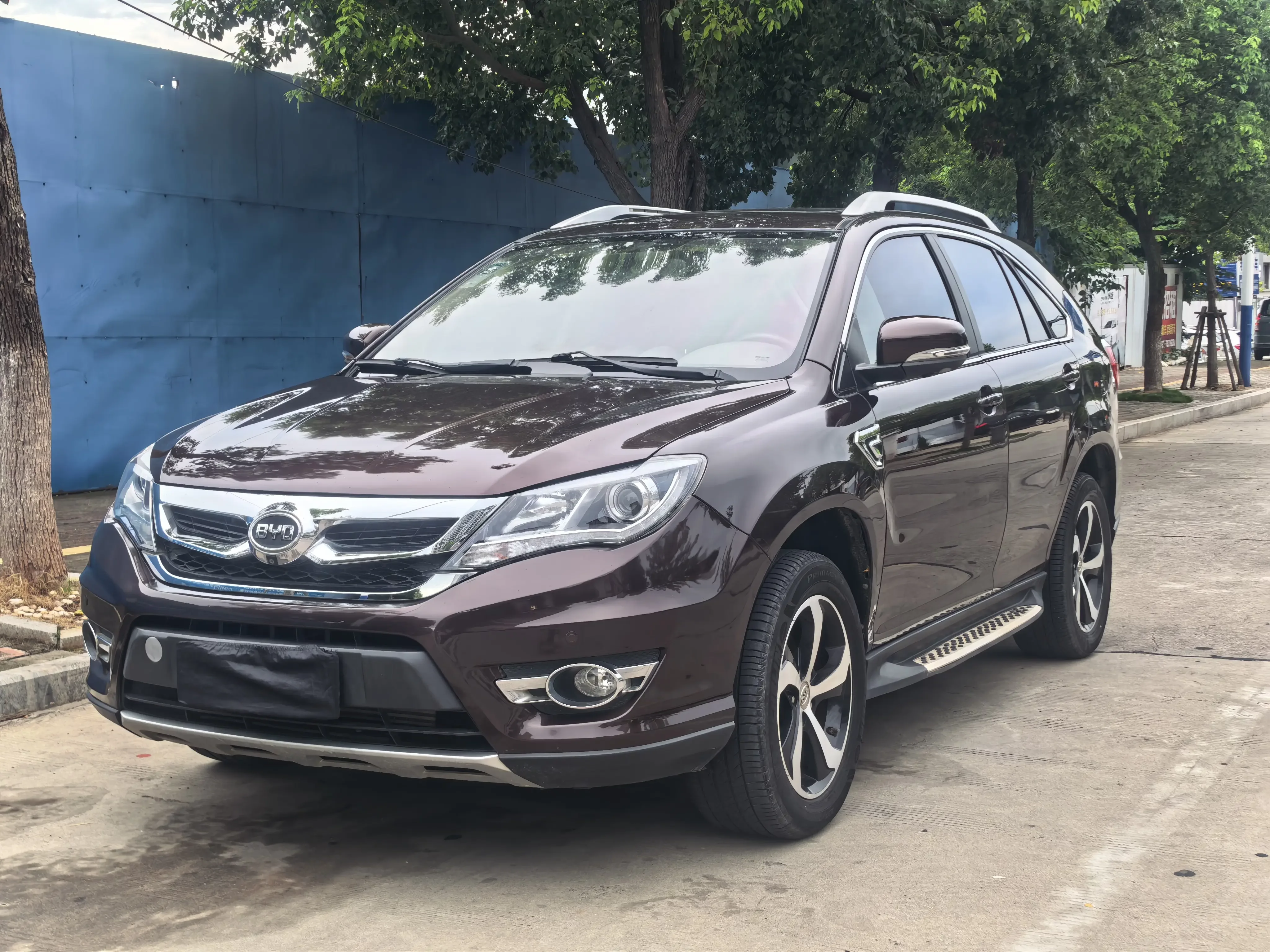 BYD S7