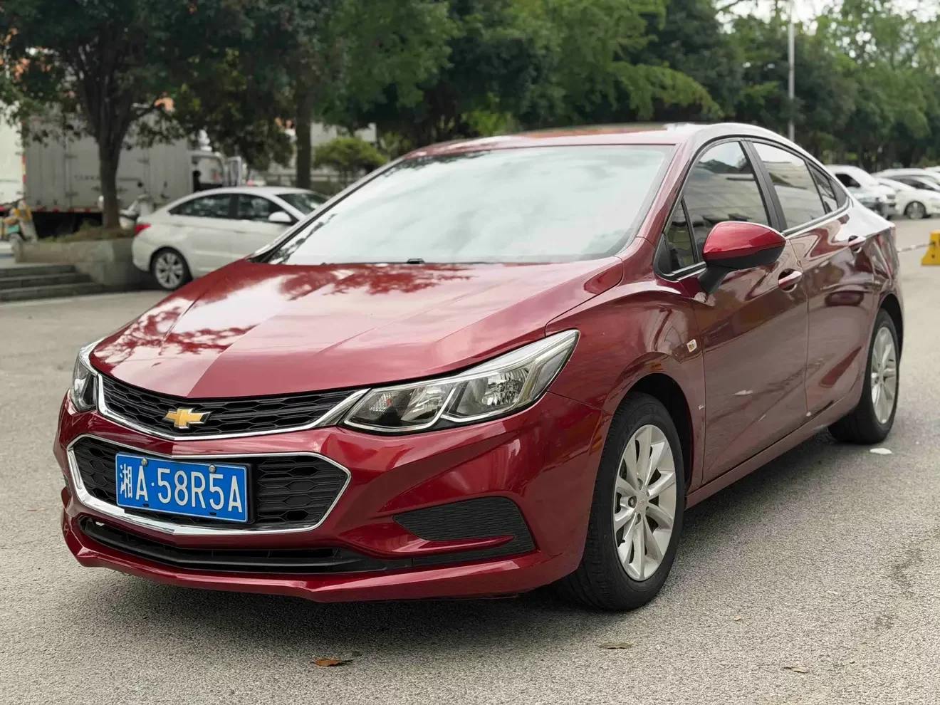 Chevrolet Monza (Cruze)  из Китая