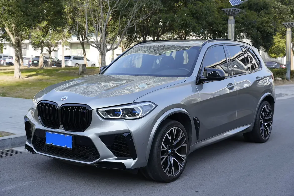 BMW X5M  из Китая
