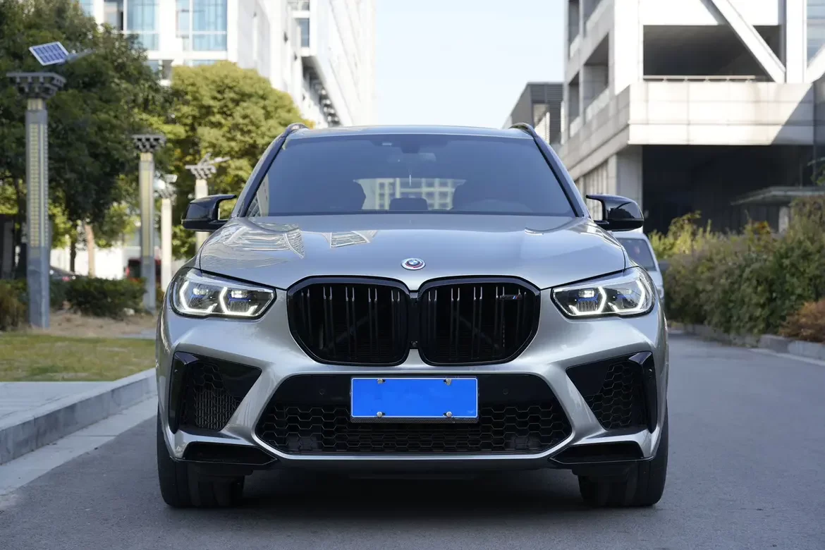 BMW X5M  из Китая
