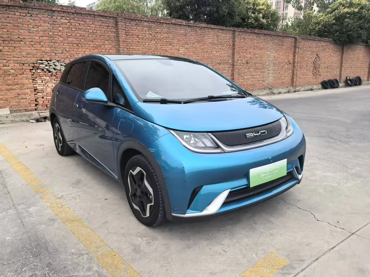 BYD dolphin