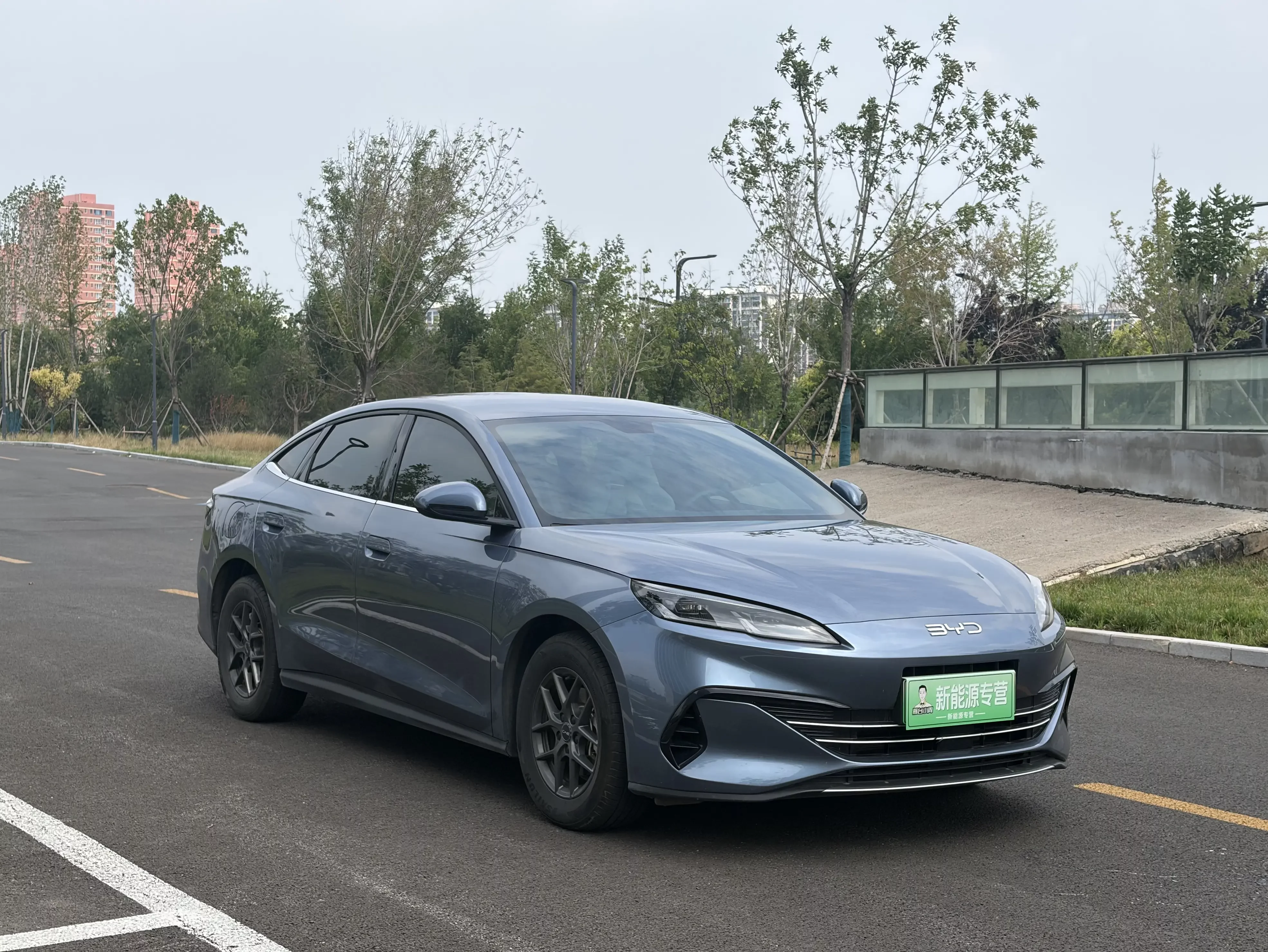 BYD Seal 06DM