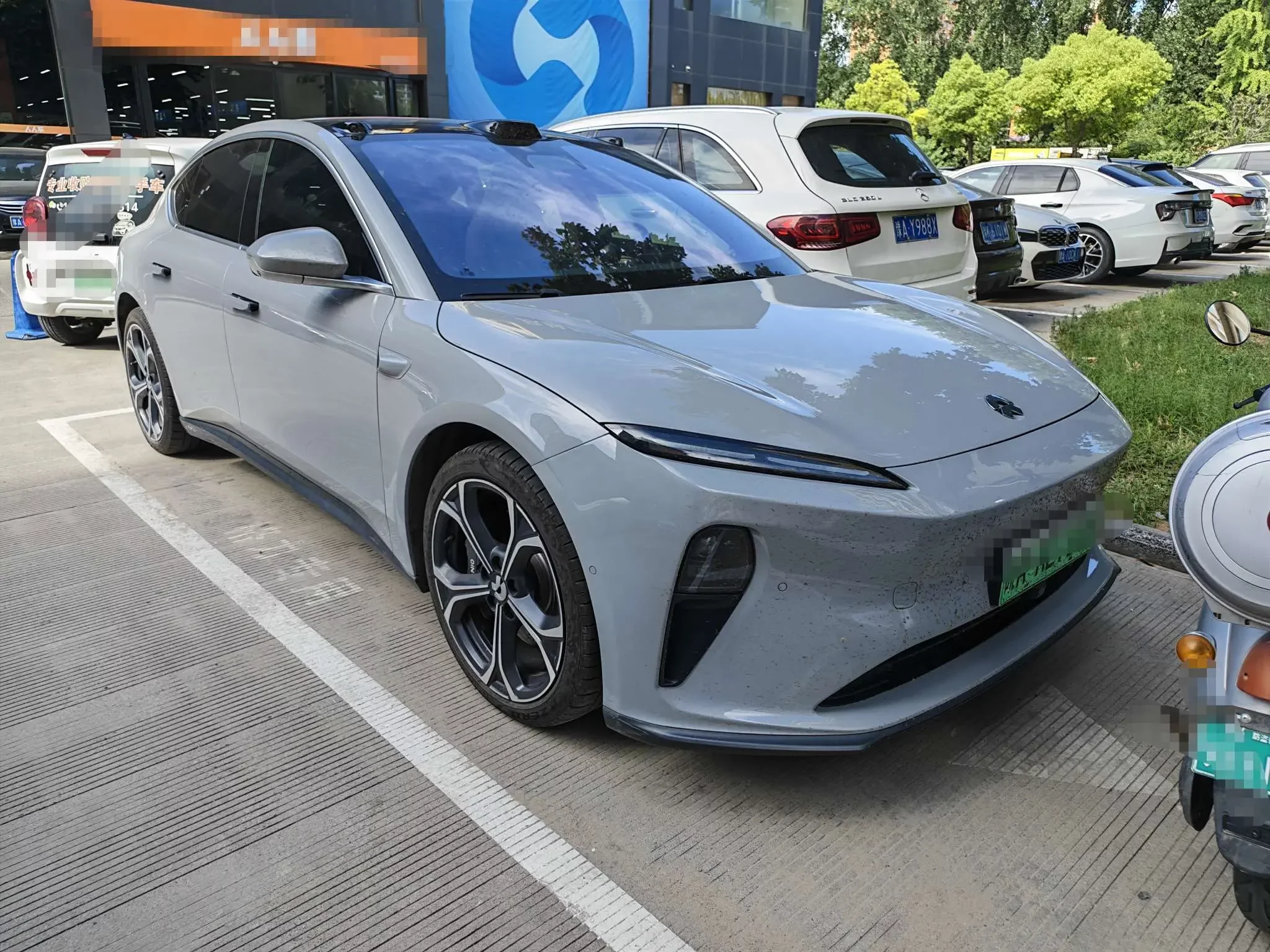 NIO ET5
