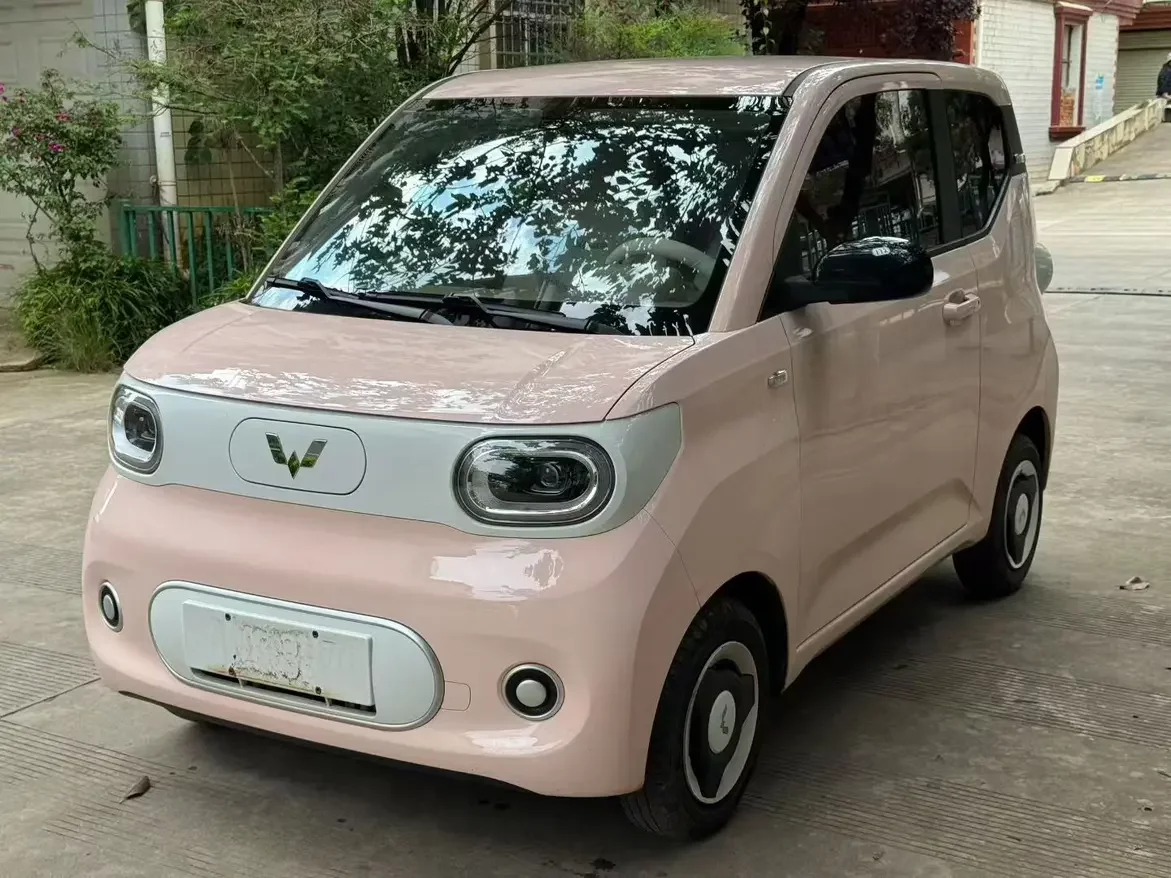 Wuling Hongguang MINIEV  из Китая