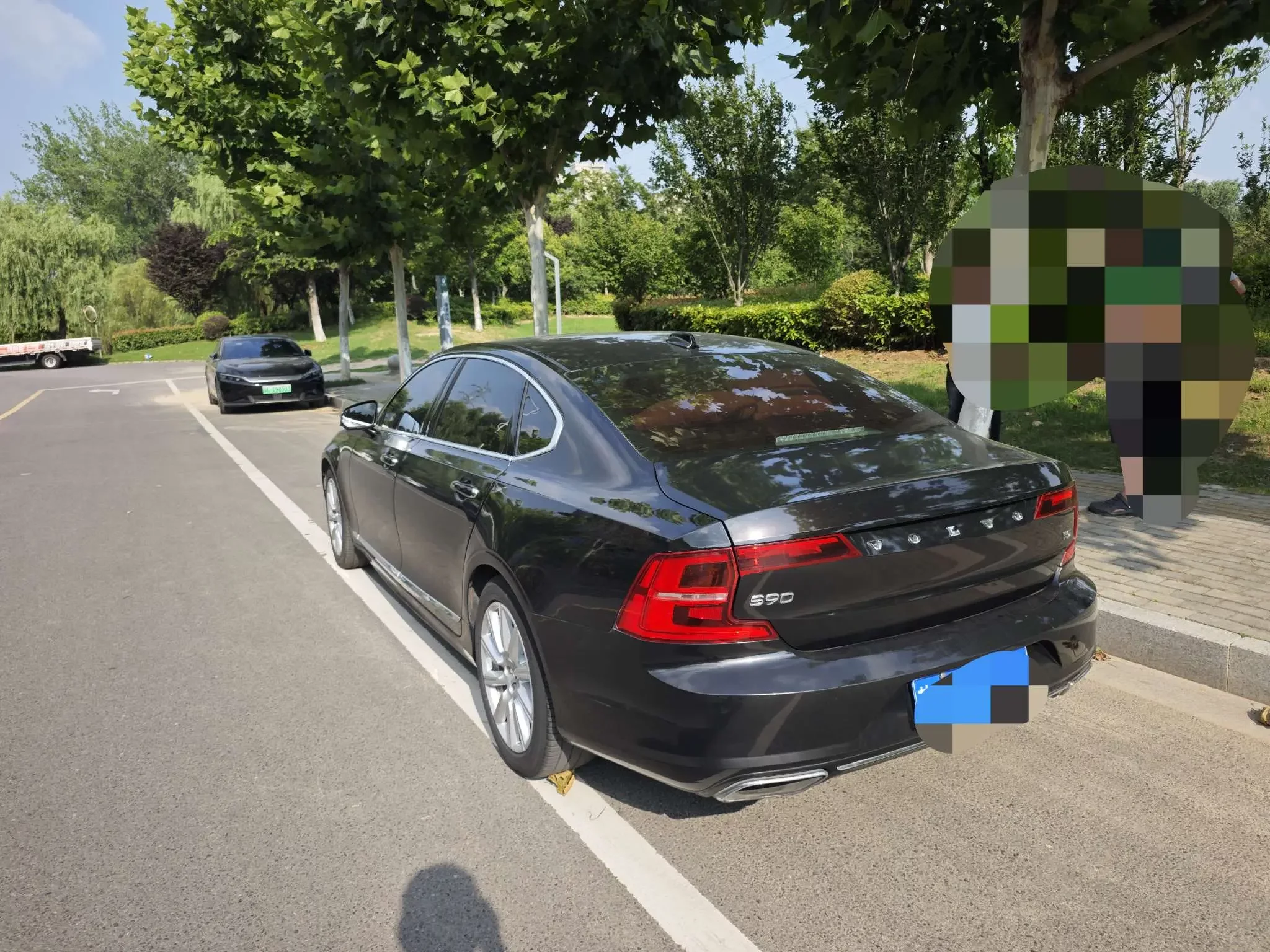Volvo S90
