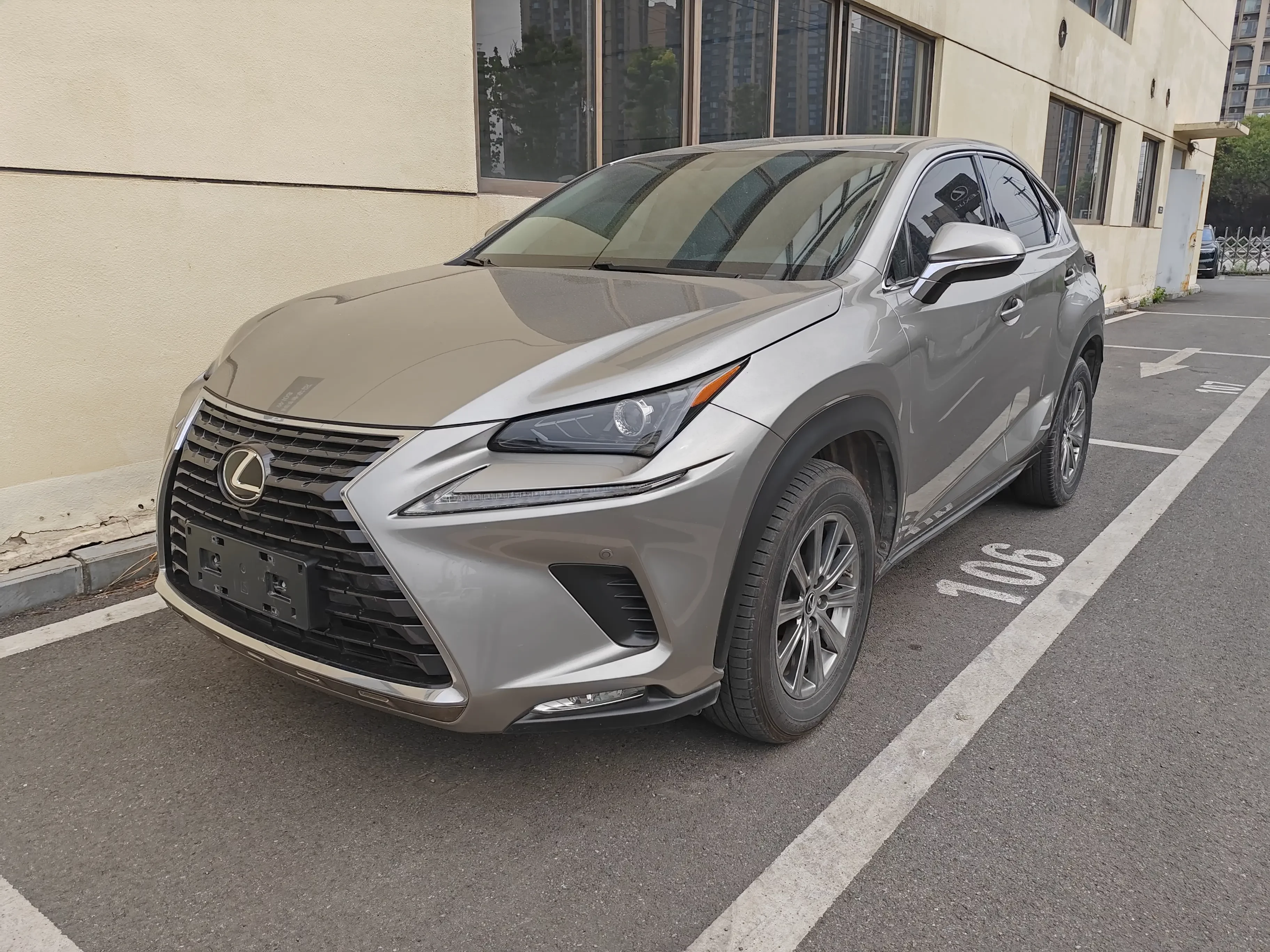 Lexus NX