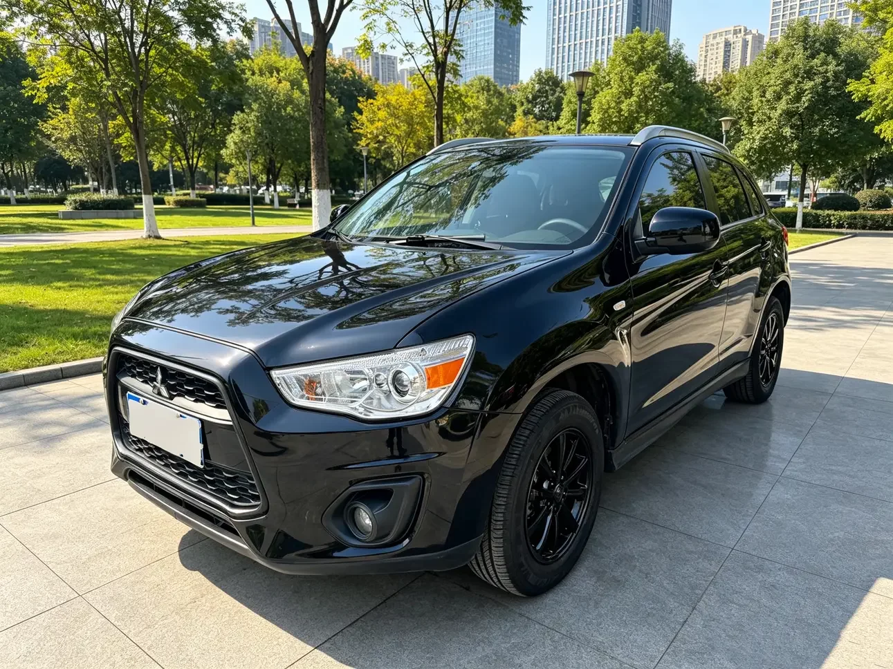 Mitsubishi Jinxuan ASX  из Китая