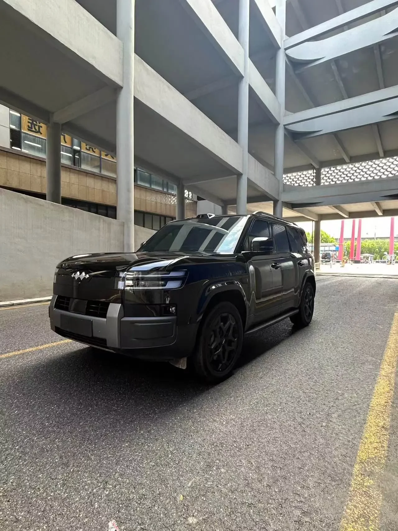 BYD Leopard Titanium 7 PHEV