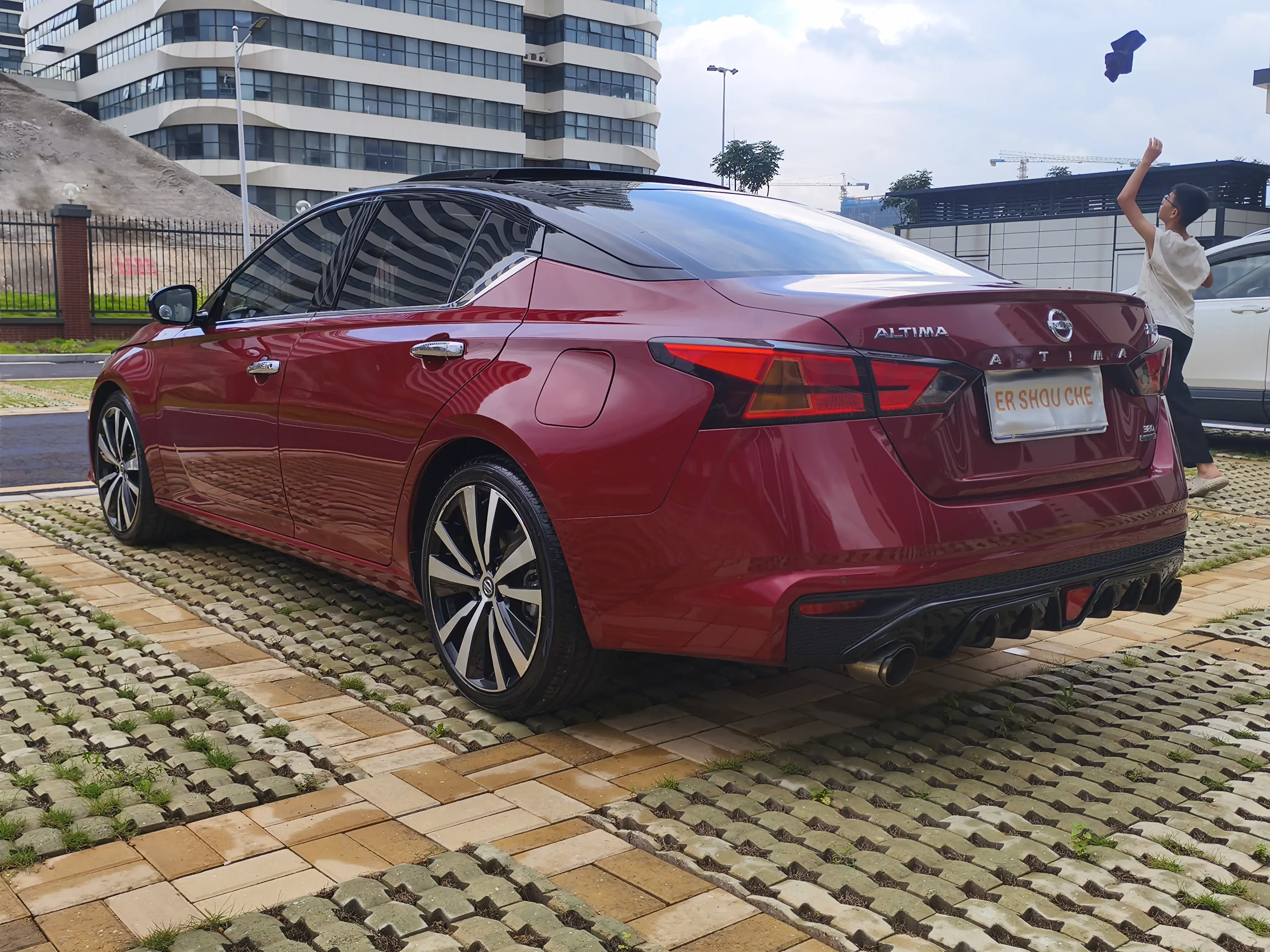 Nissan Altima
