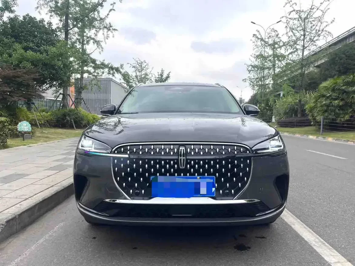 Lincoln adventurer