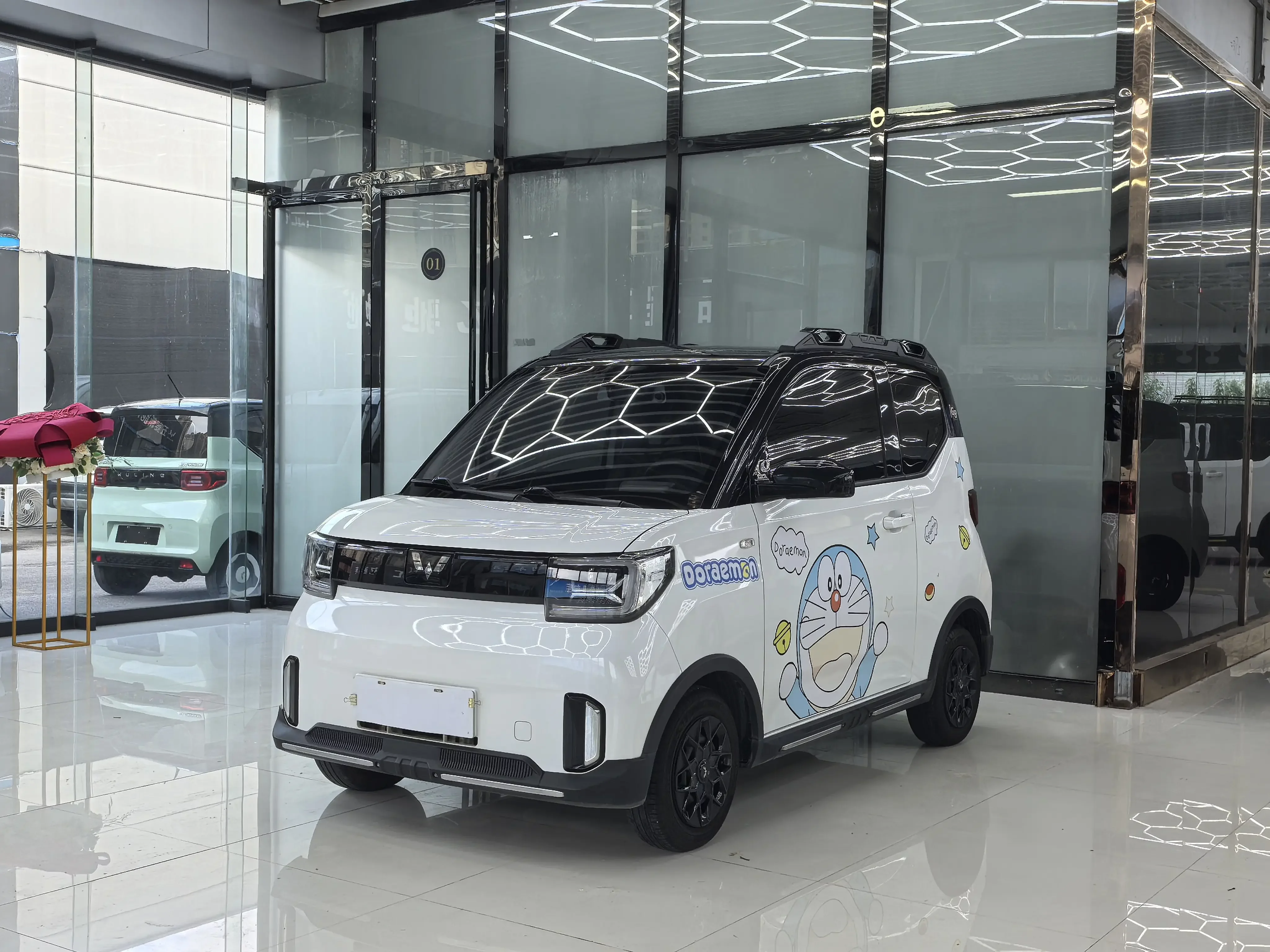 Wuling Hongguang MINIEV  из Китая