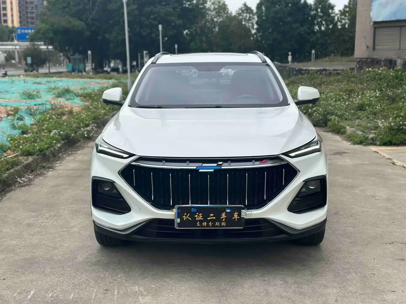 Oshan Changan Auchan X5