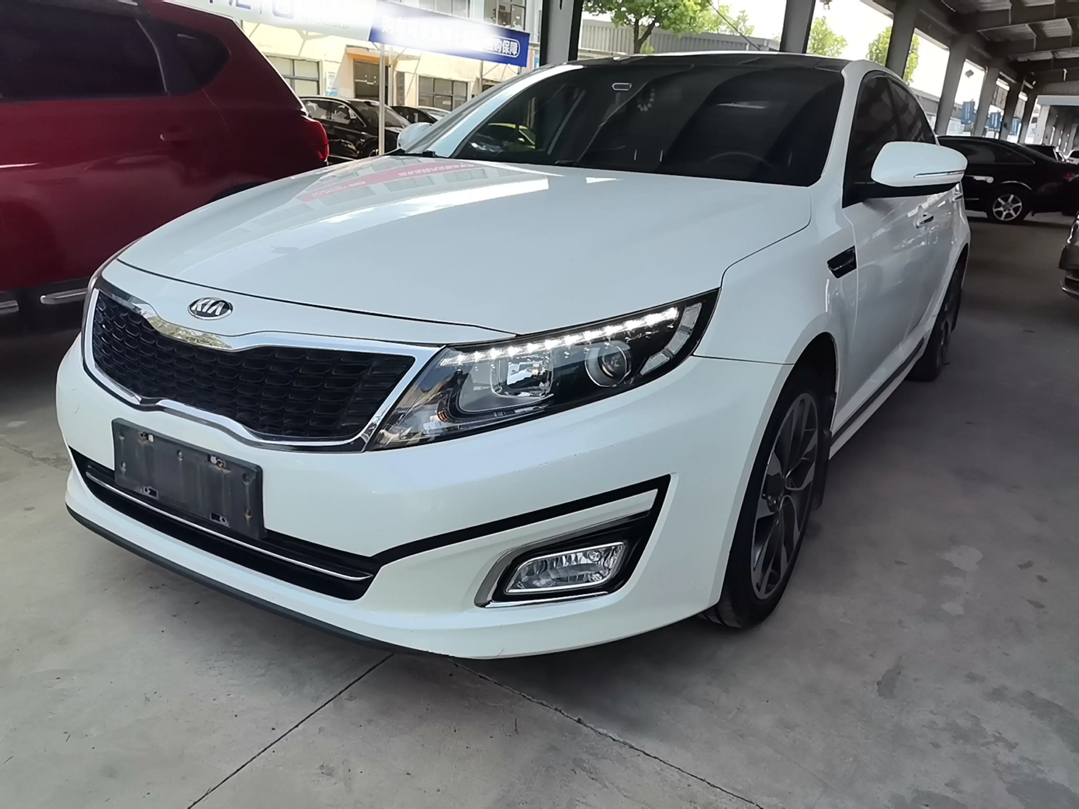 Kia K5  из Китая
