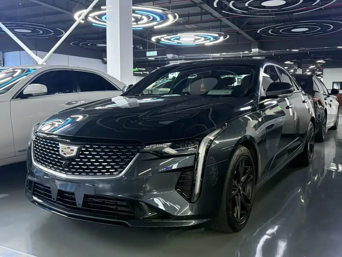 Cadillac CT4  из Китая