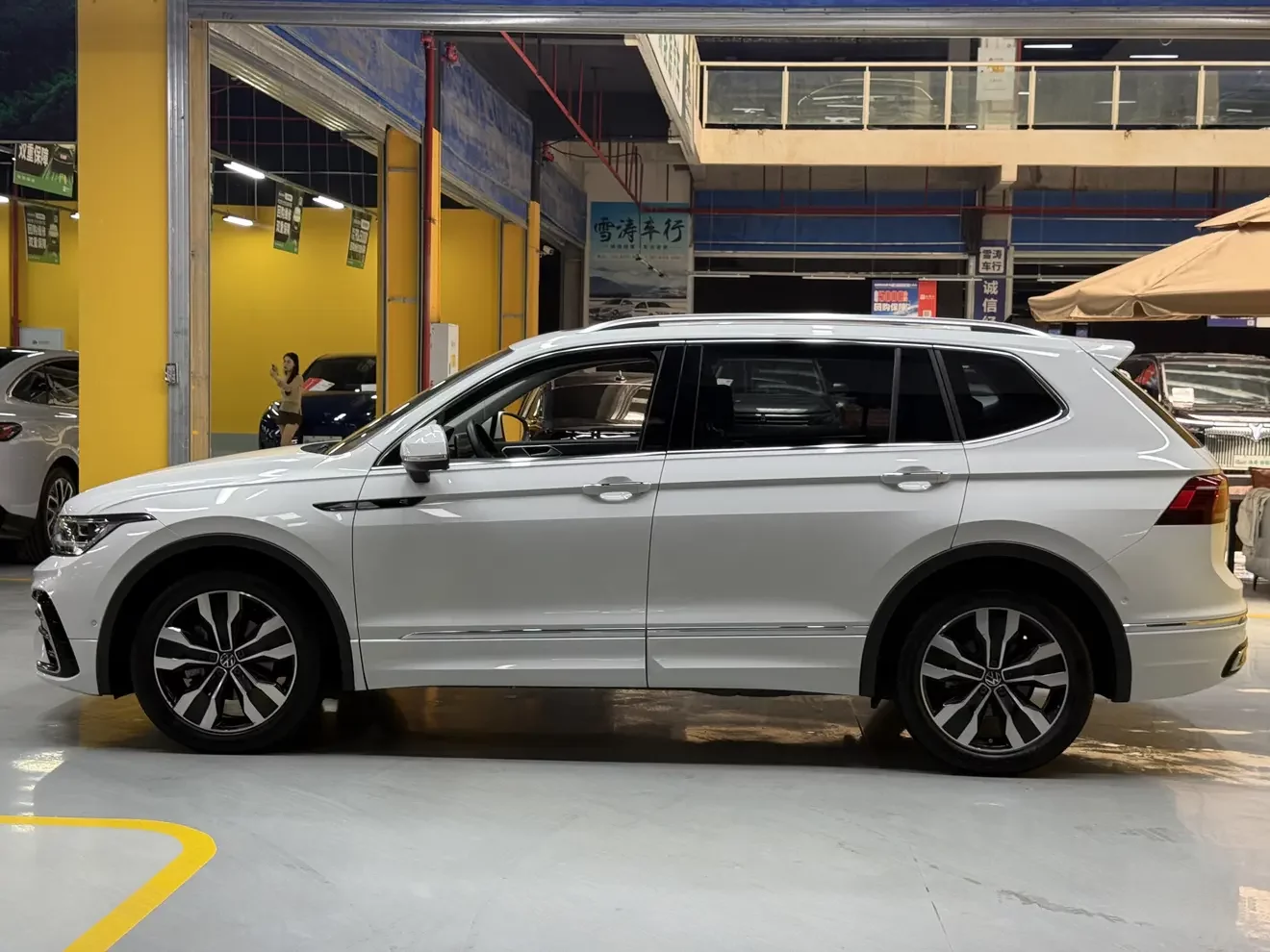Volkswagen Tiguan L