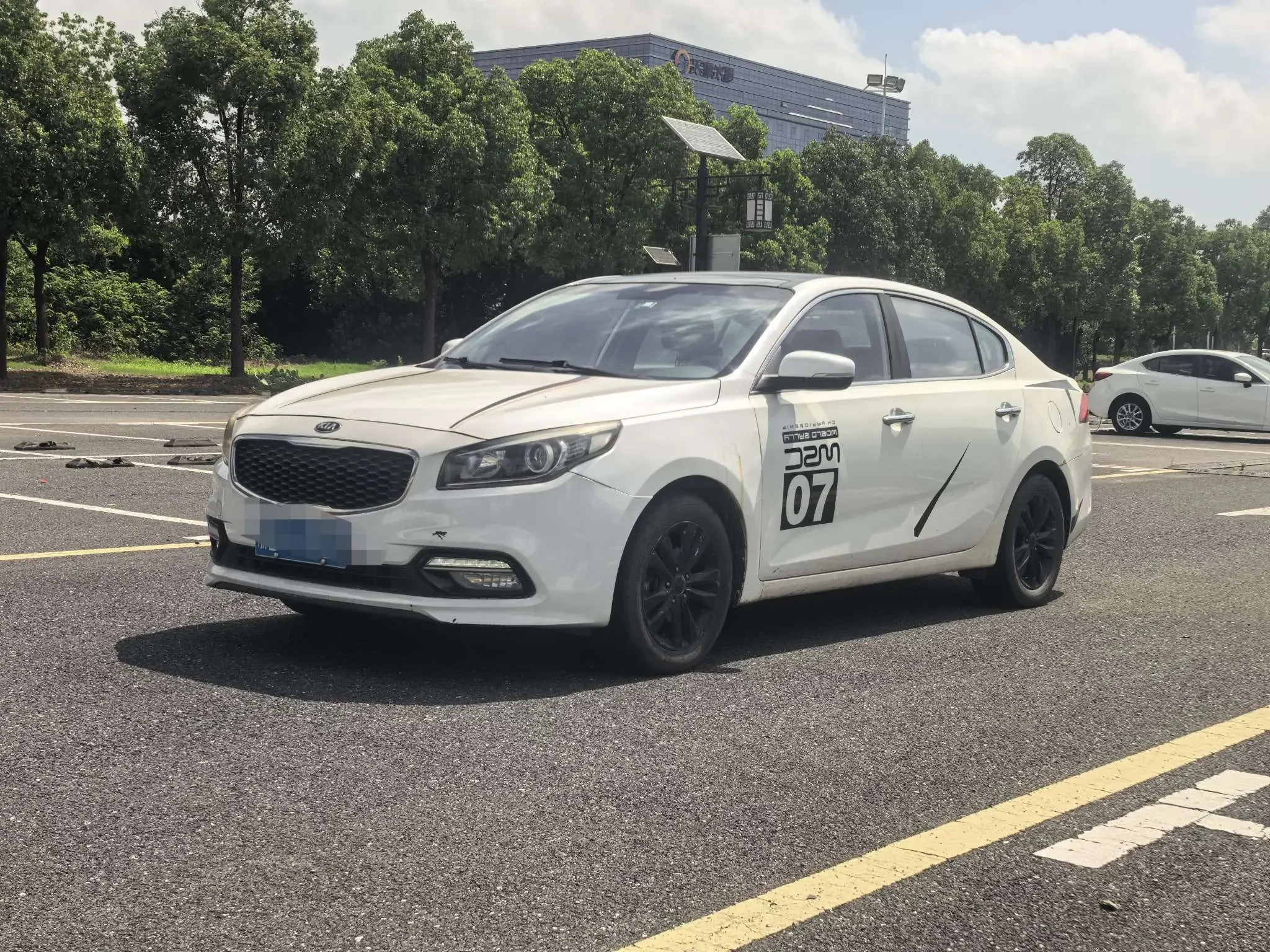 Kia K4  из Китая