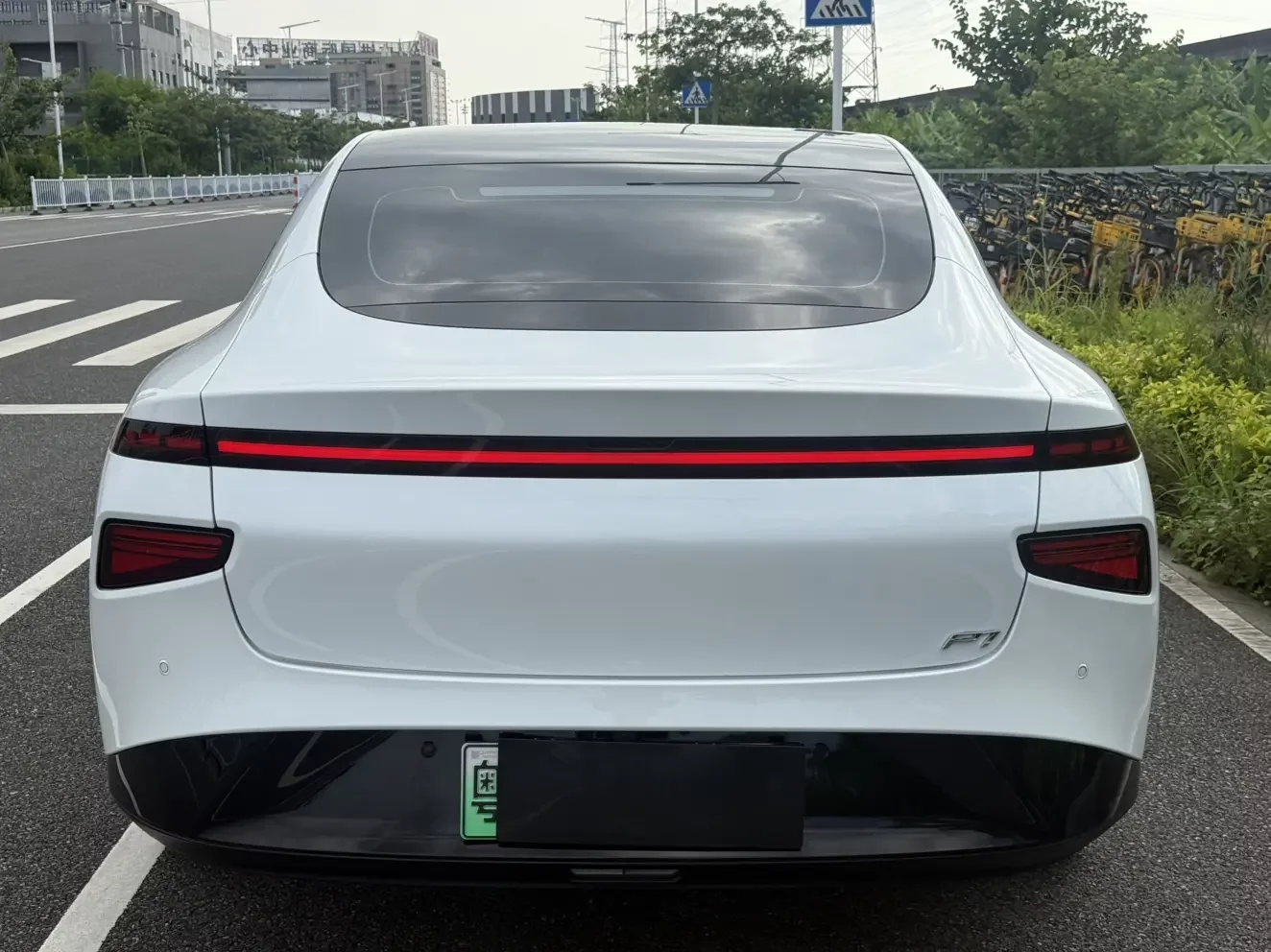 Xpeng P7