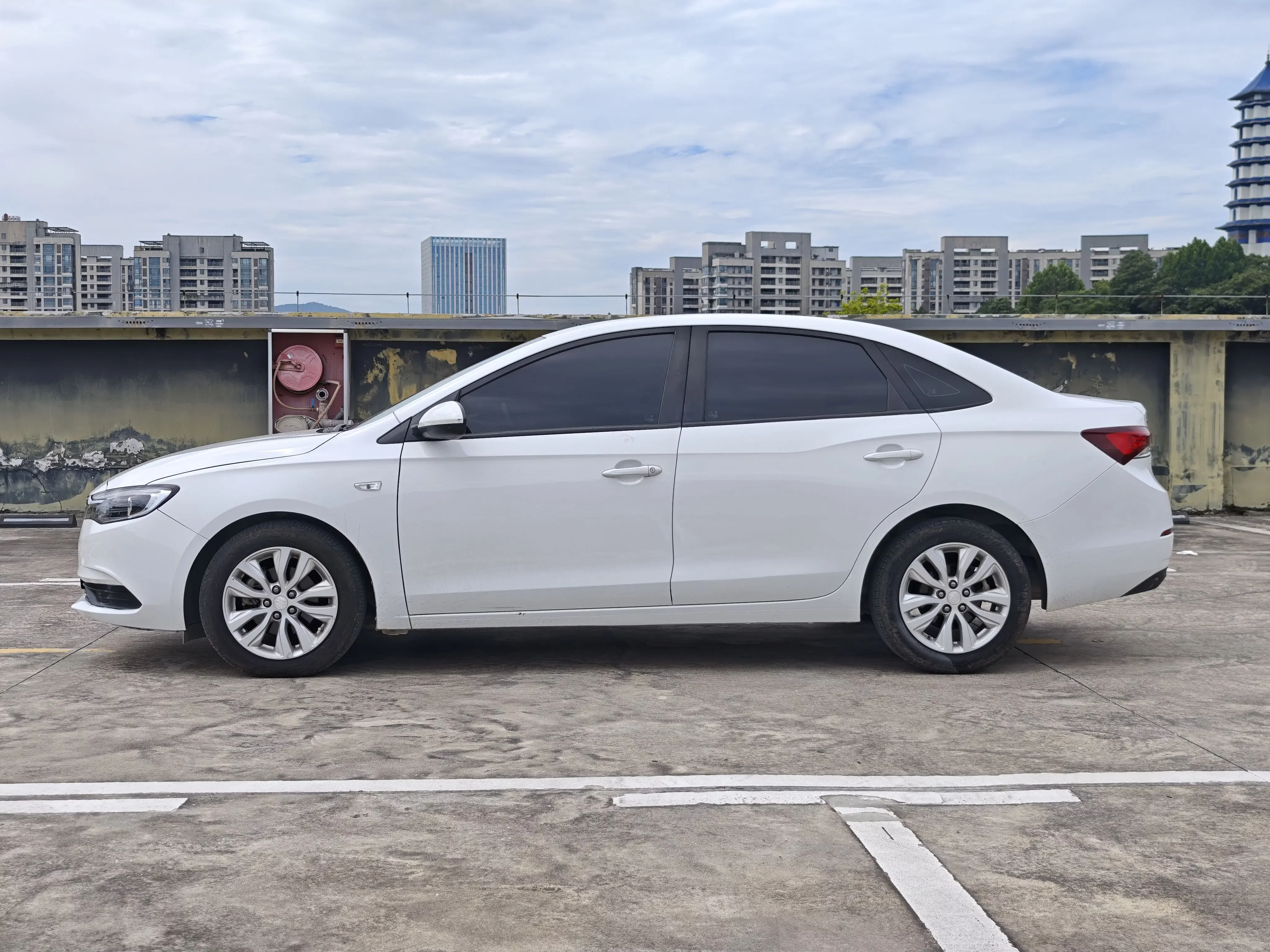 Buick Yinglang