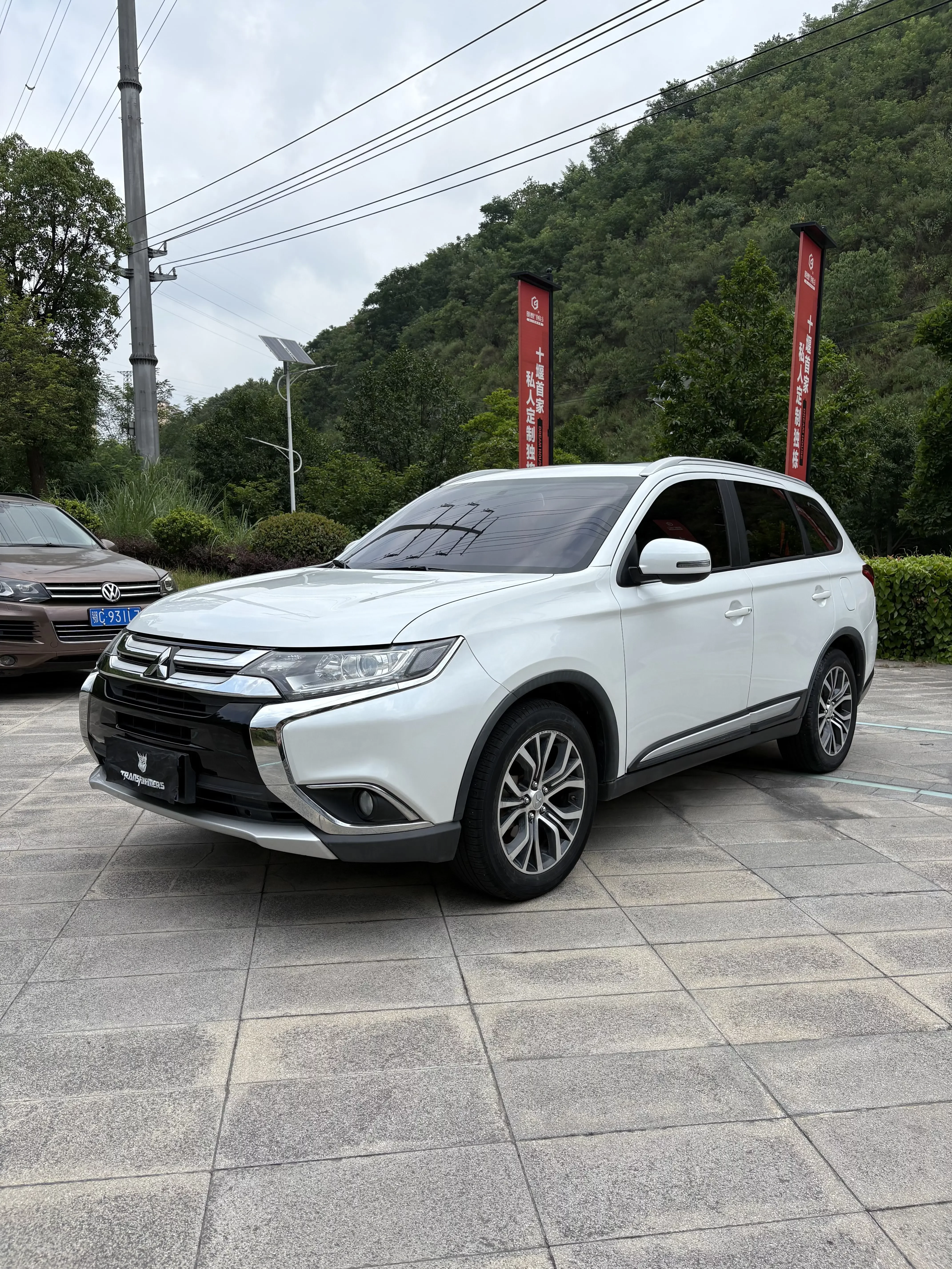 Mitsubishi Outlander  из Китая