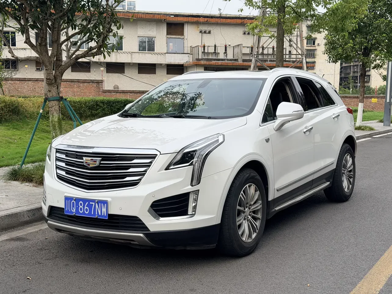 Cadillac XT5  из Китая