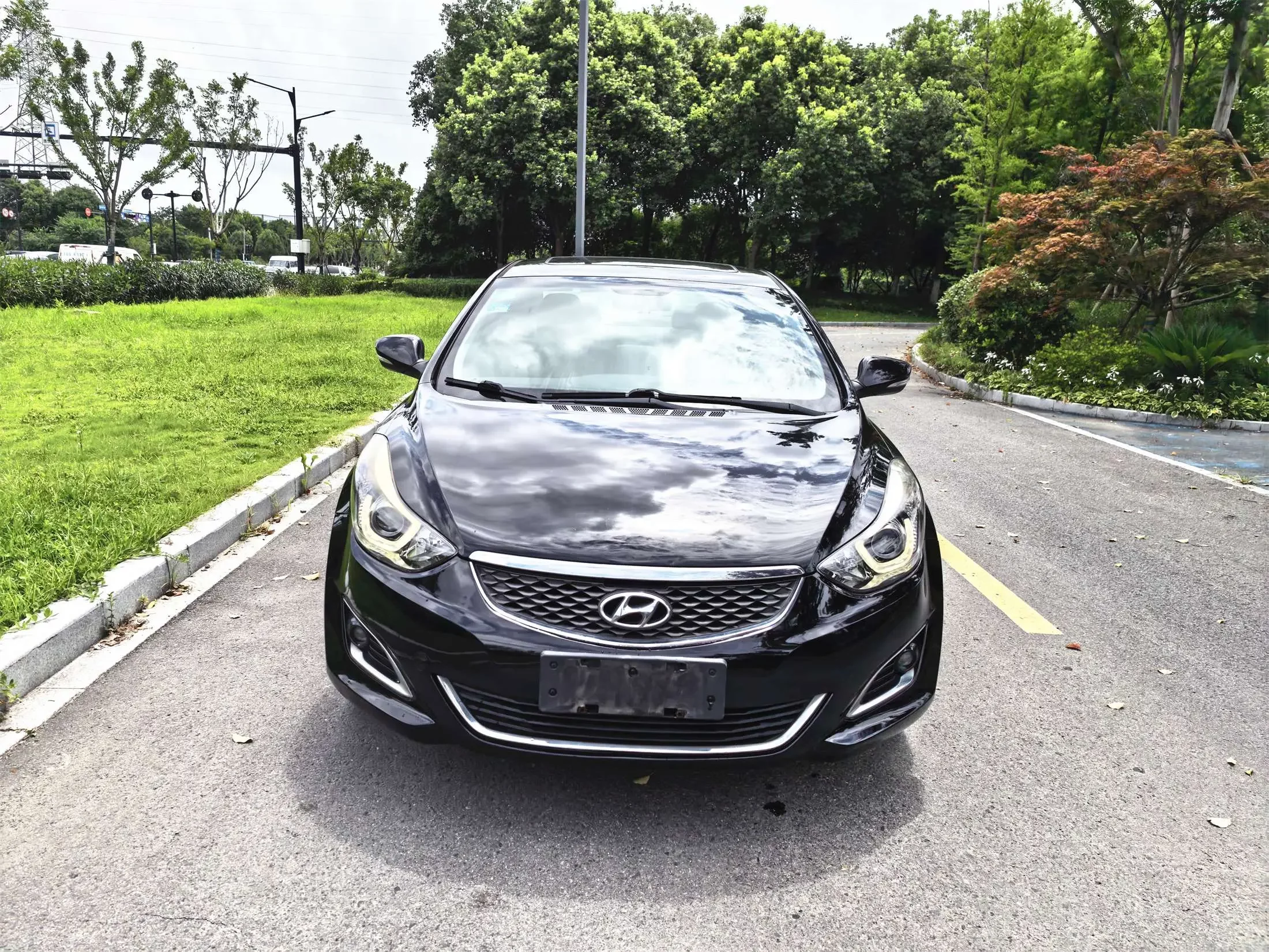 Hyundai Elantra  из Китая