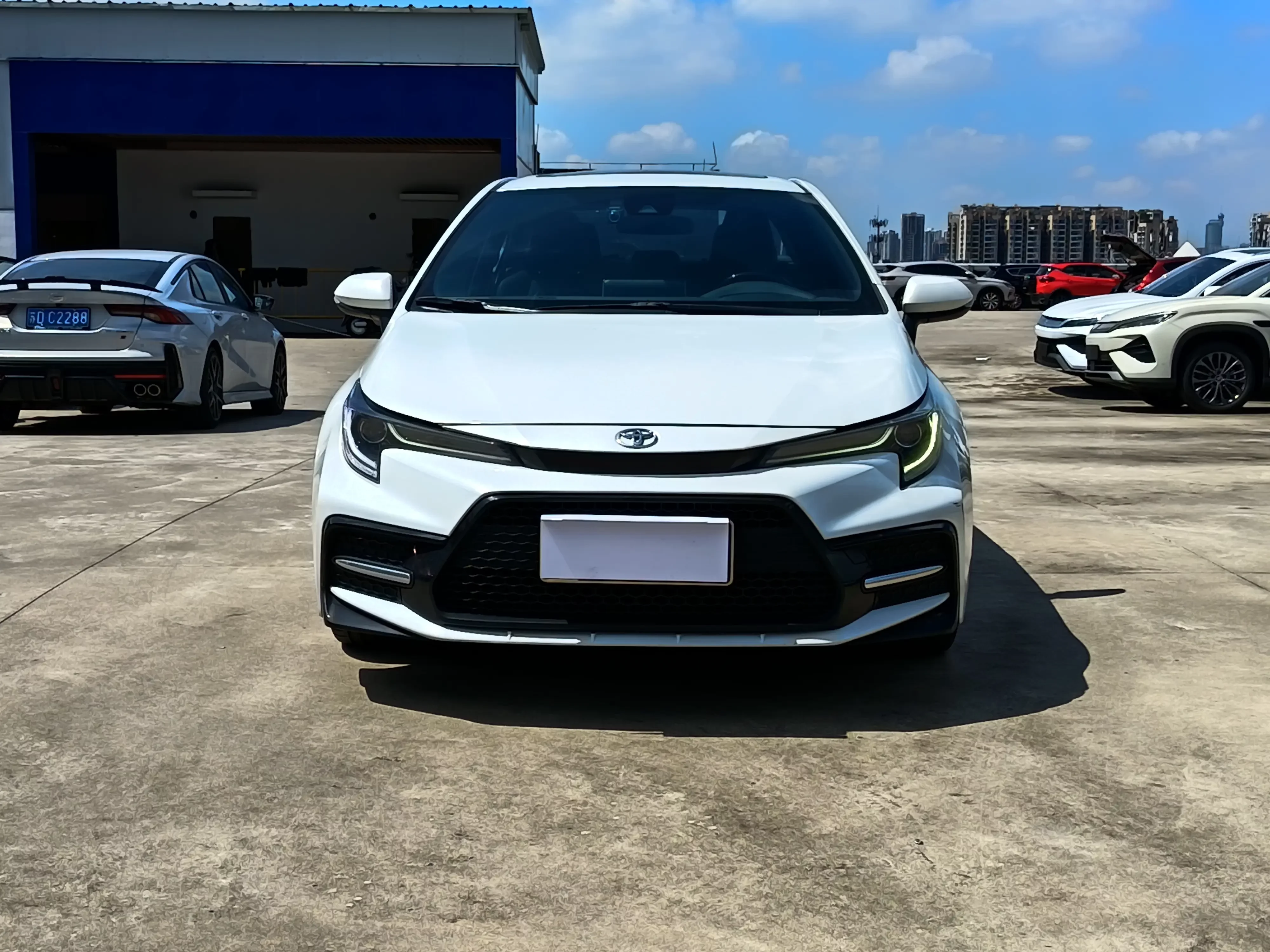 Toyota Levin (Lei Ling)  из Китая