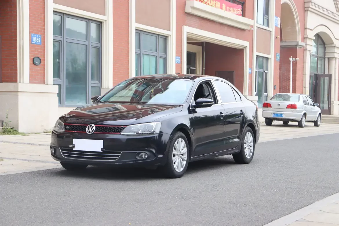 Volkswagen Sagitar