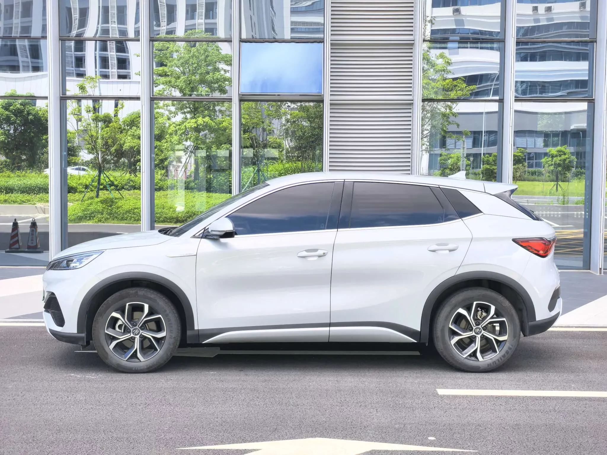 BYD Yuan PLUS
