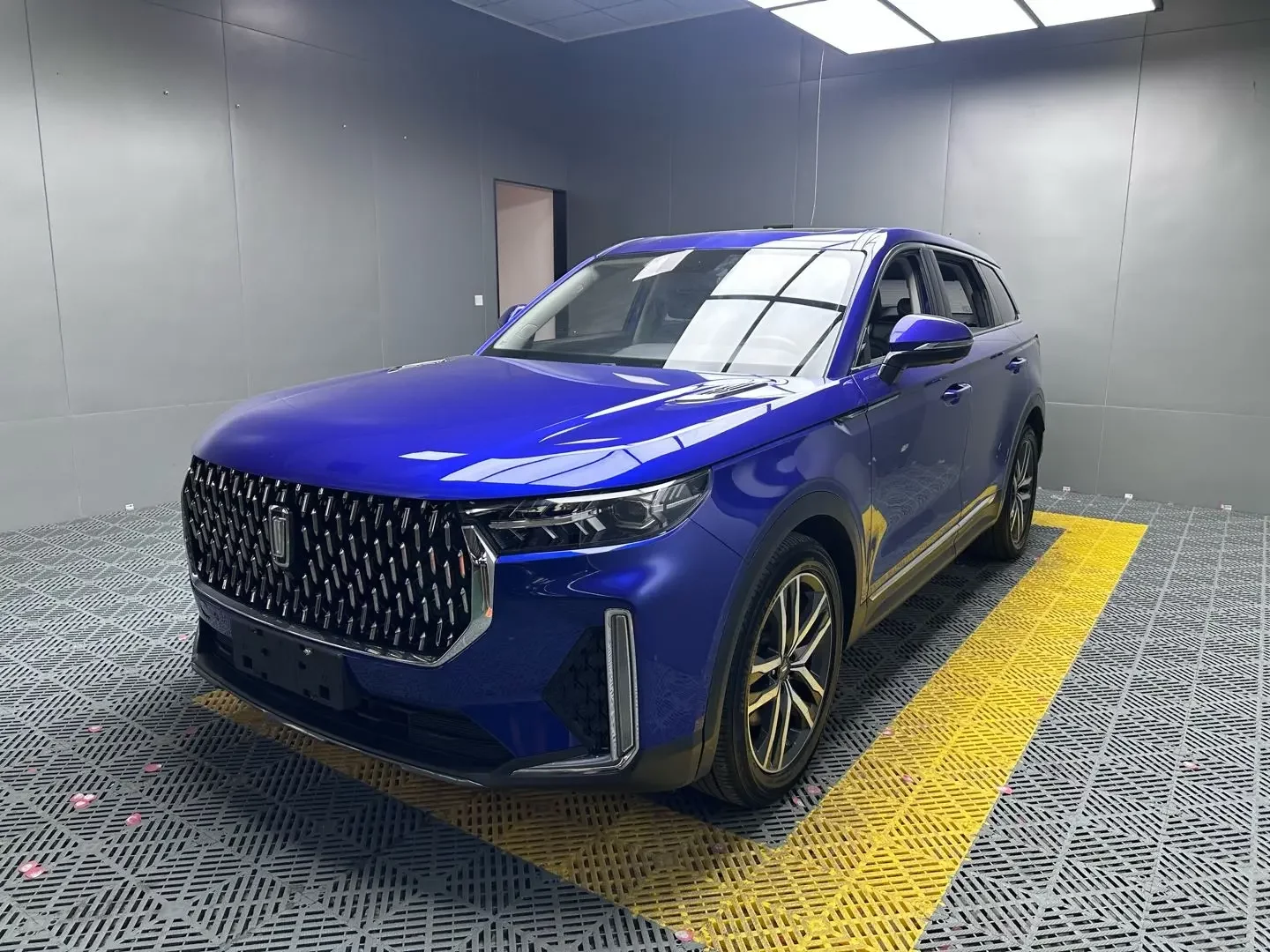 FAW Bestune T99 (Besturn T99)  из Китая