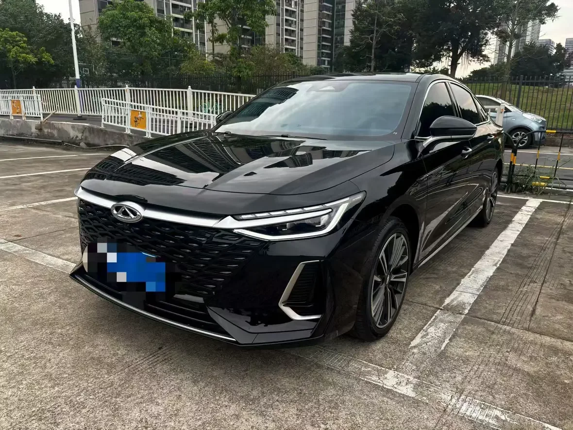 Chery Arrizo 8