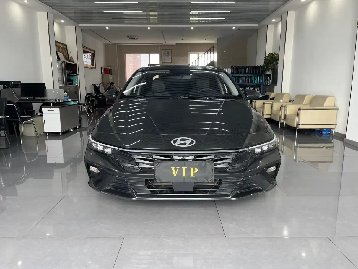 Hyundai Elantra  из Китая
