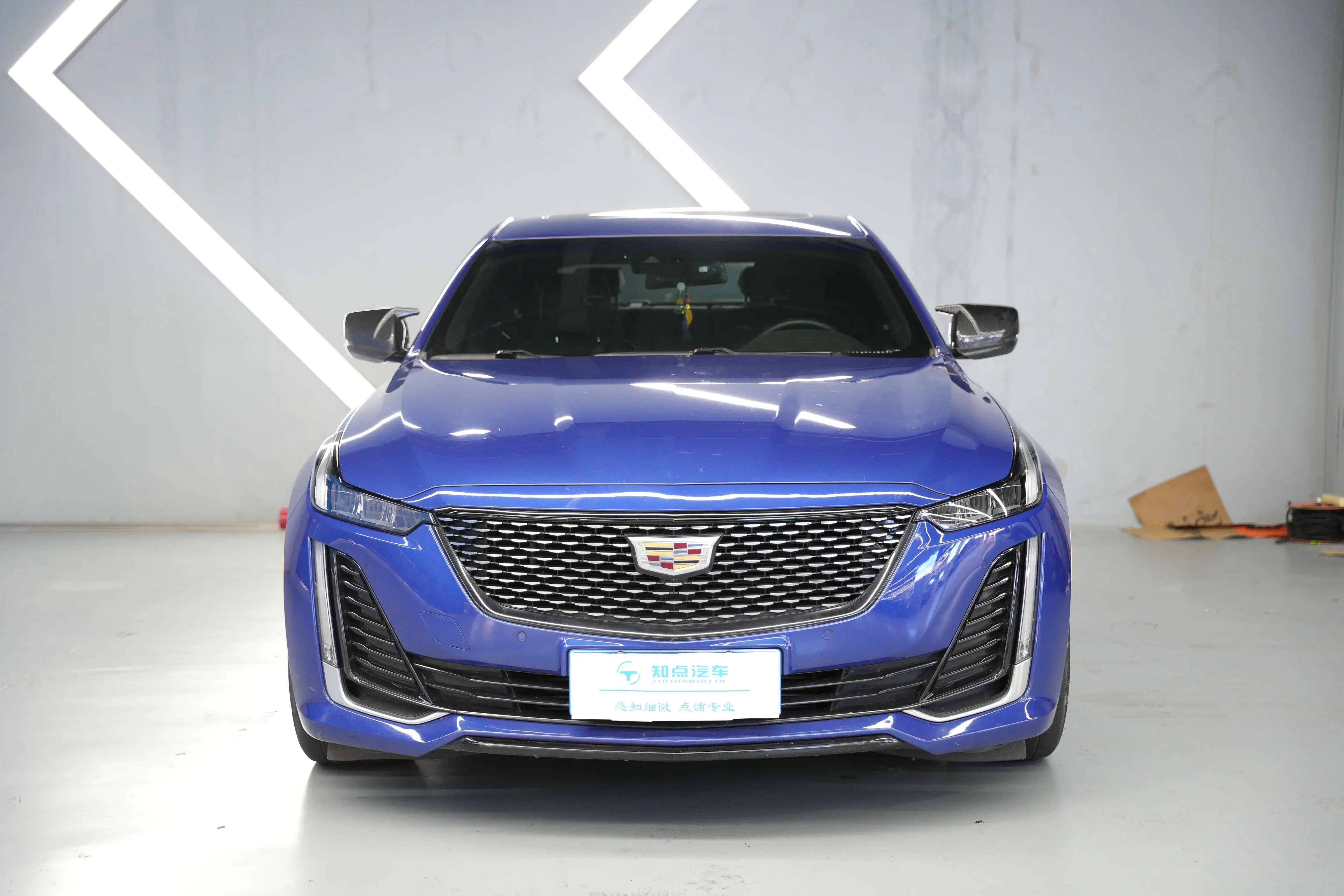 Cadillac CT5  из Китая