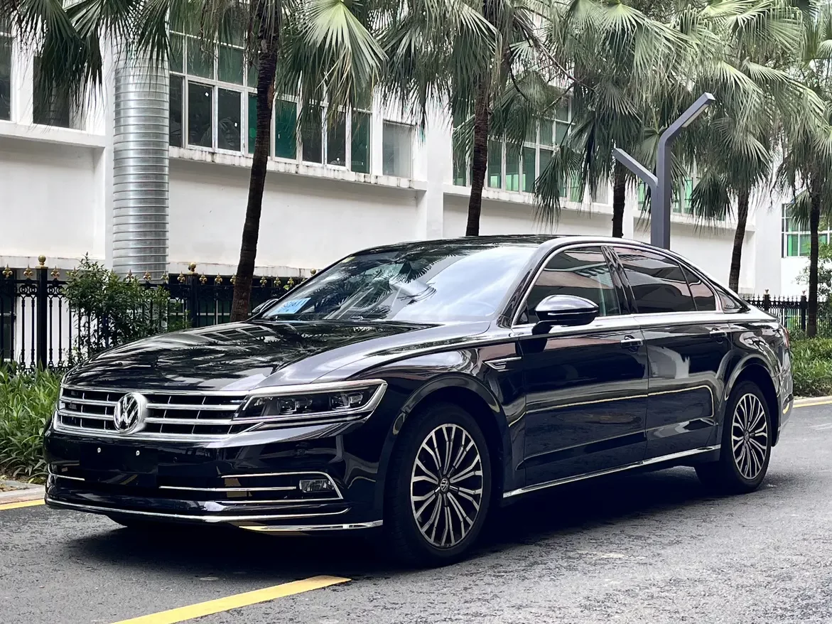 Volkswagen Hui Ang  из Китая