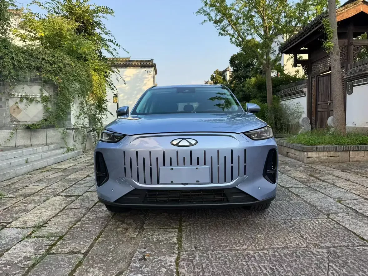 Chery Fengyun T9  из Китая