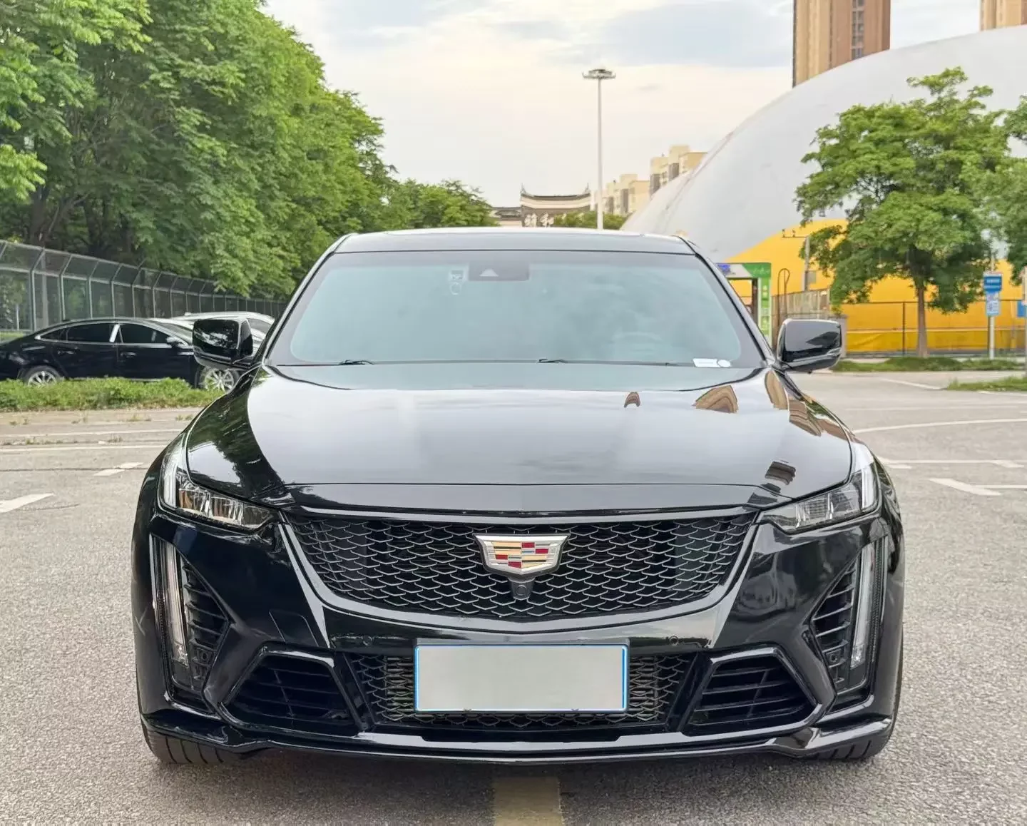 Cadillac CT5  из Китая