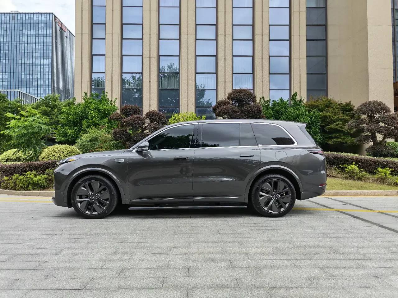 Lixiang L9