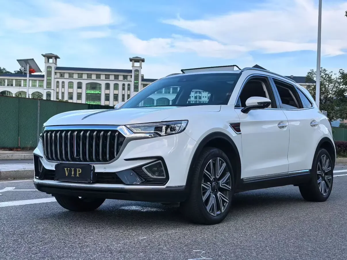 Hongqi HS5  из Китая
