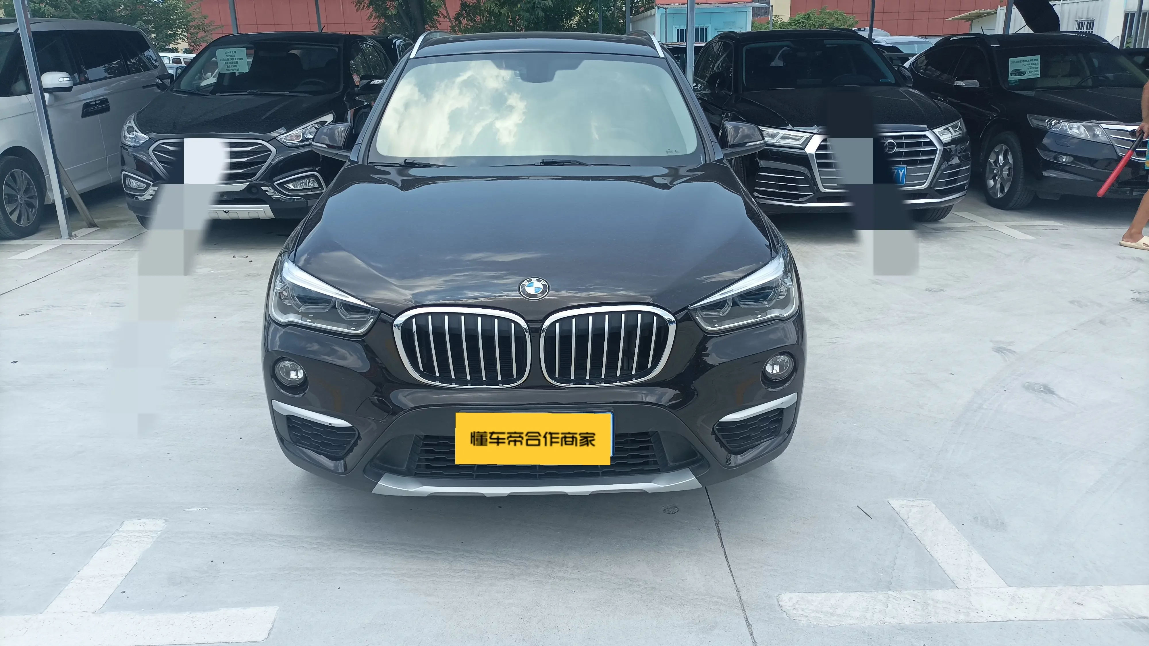 BMW X1  из Китая