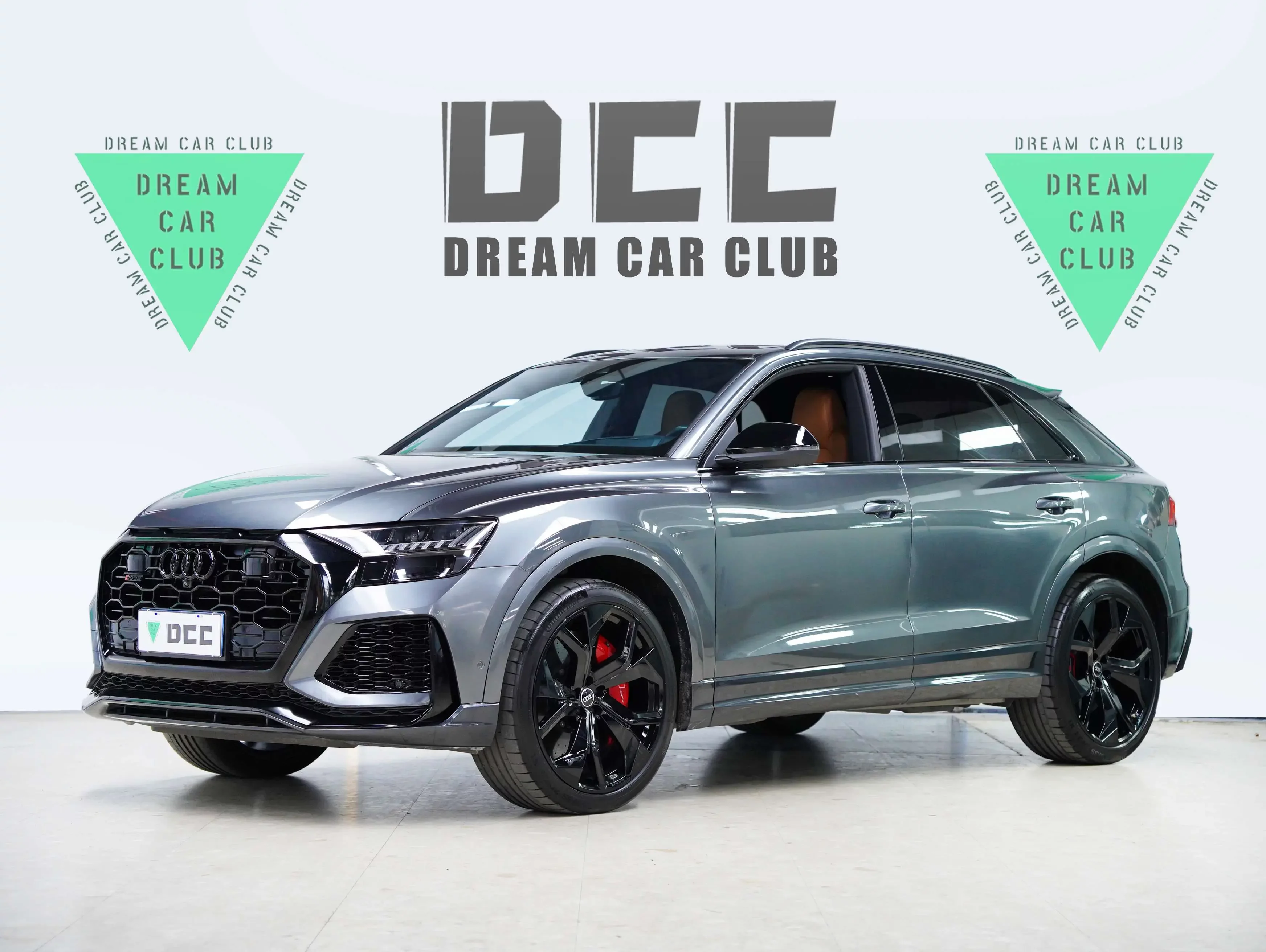 Audi RS Q8  из Китая