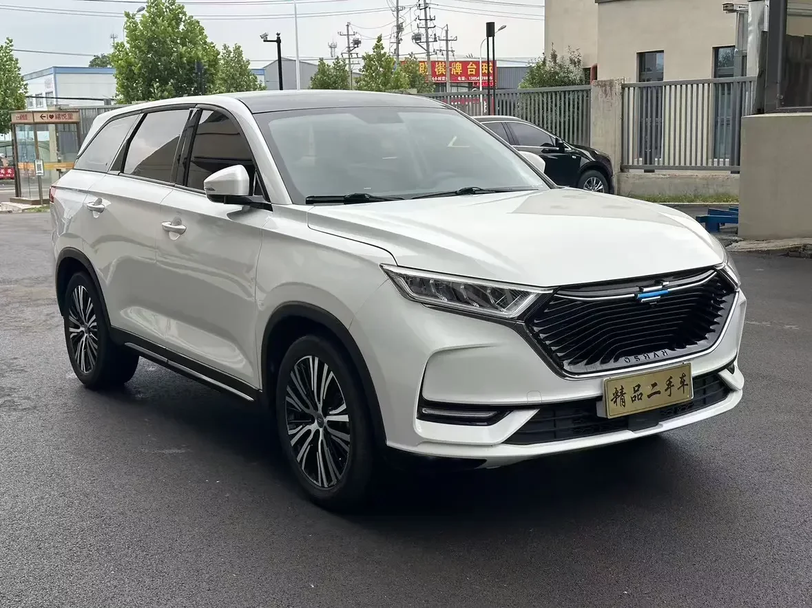 Oshan Changan Auchan X7