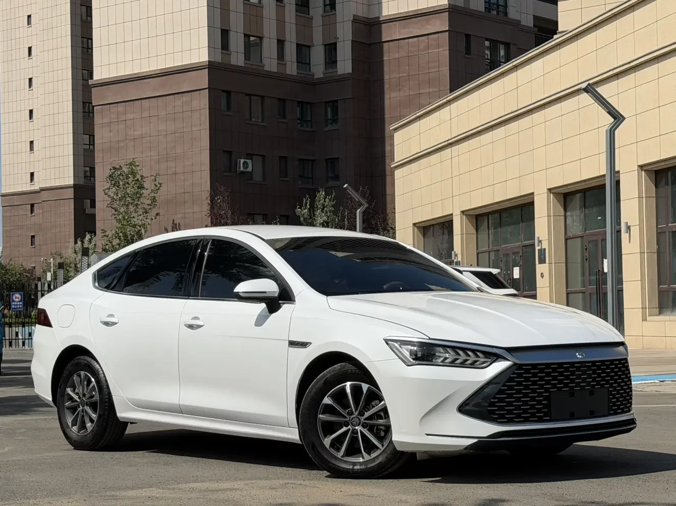 BYD Qin PLUS DM
