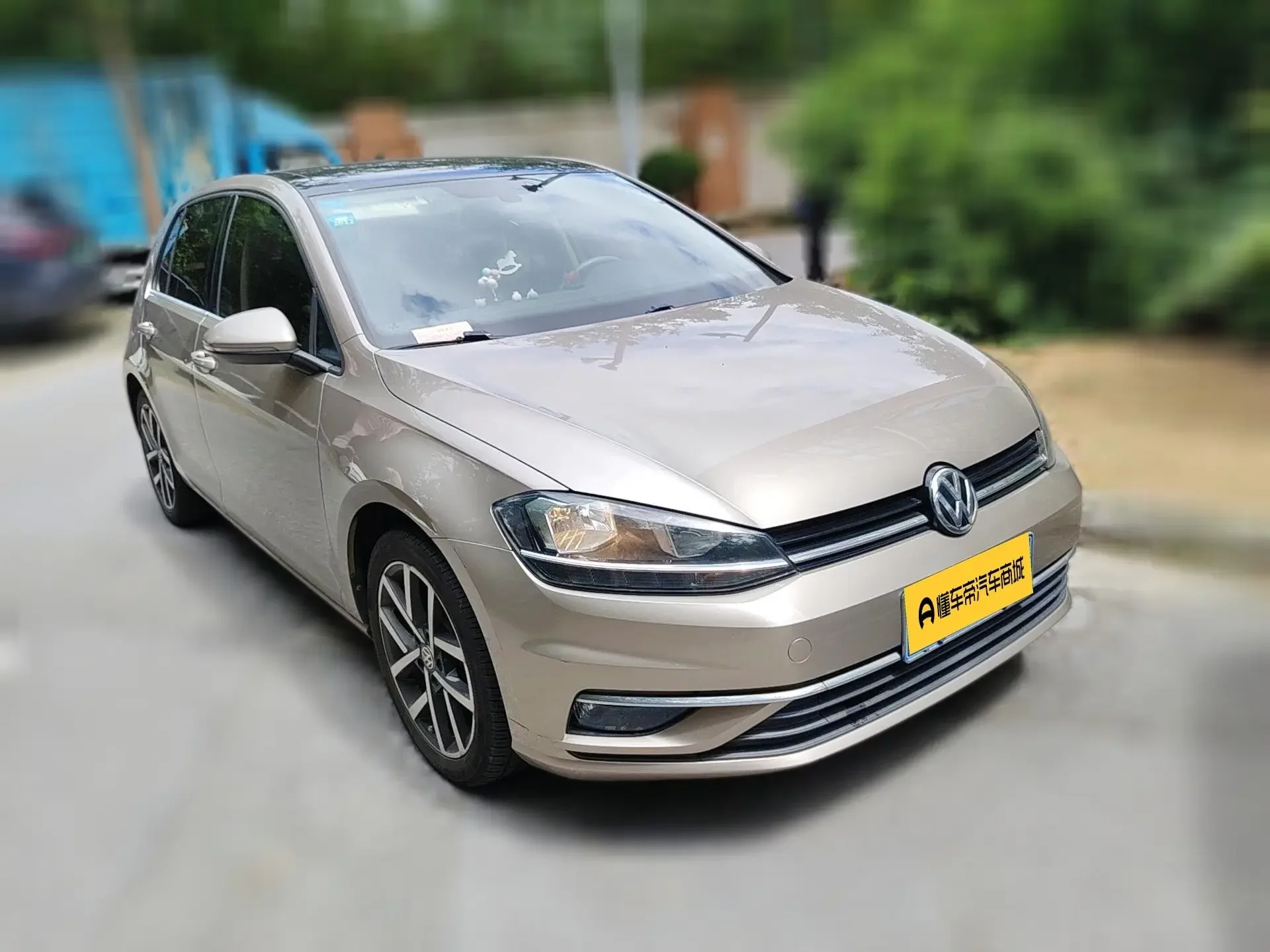 Volkswagen golf