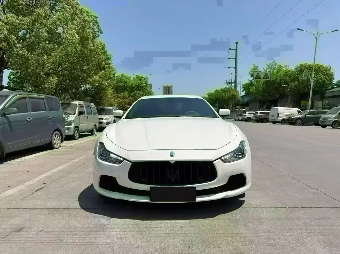 Maserati Ghibli  из Китая
