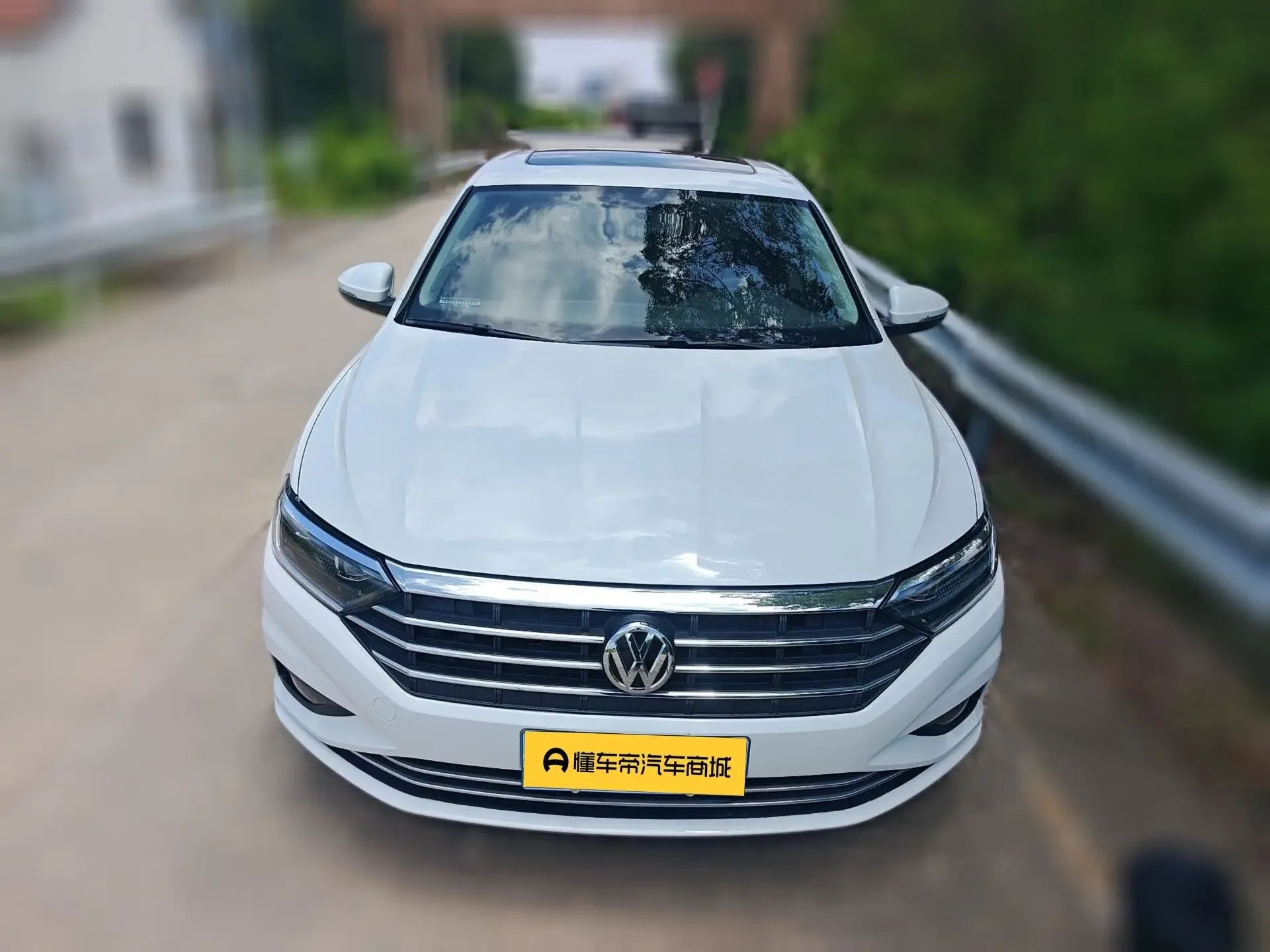 Volkswagen Sagitar